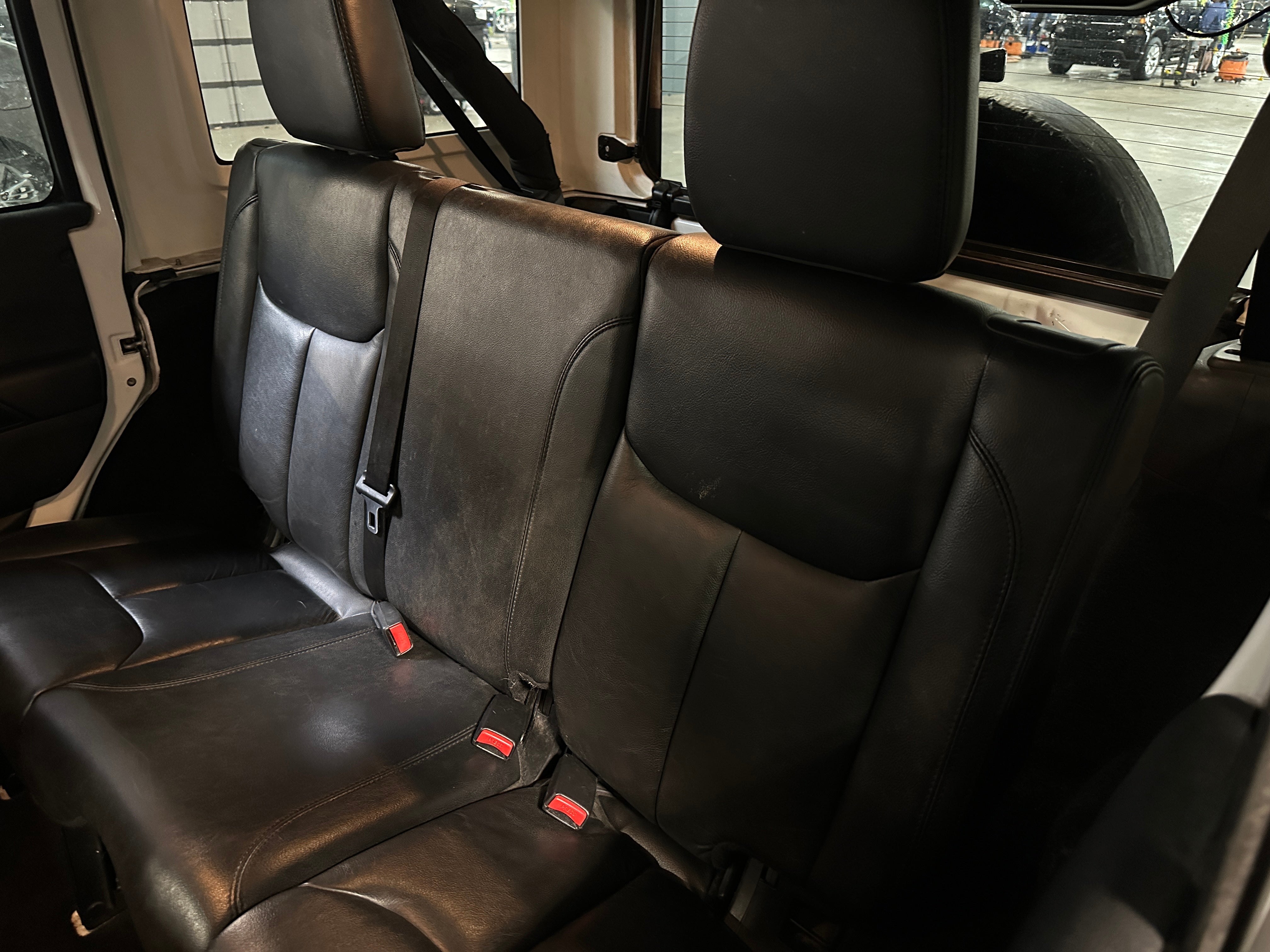 2014 Jeep Wrangler Unlimited Altitude 5