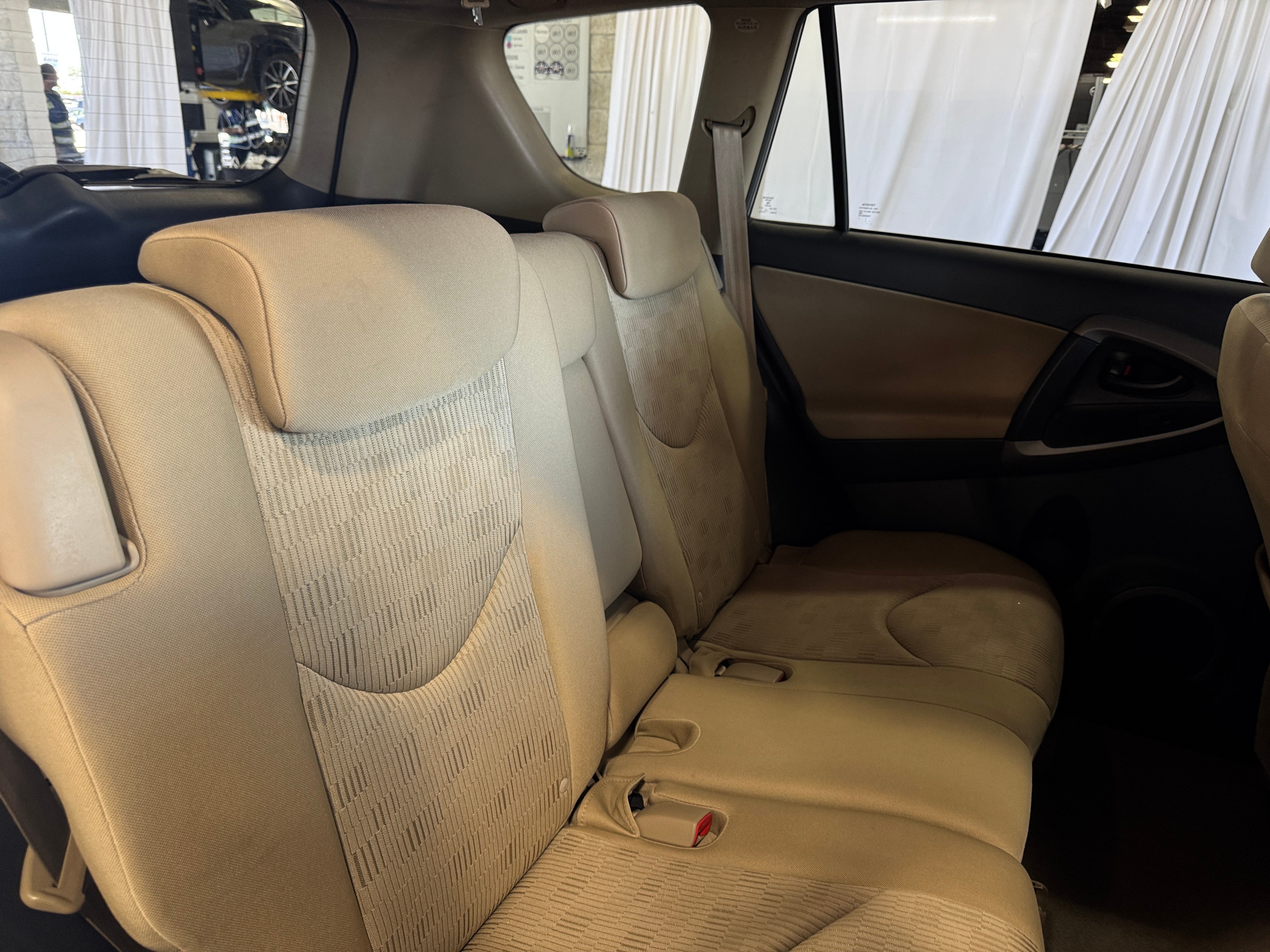 2010 Toyota RAV4 Base 6