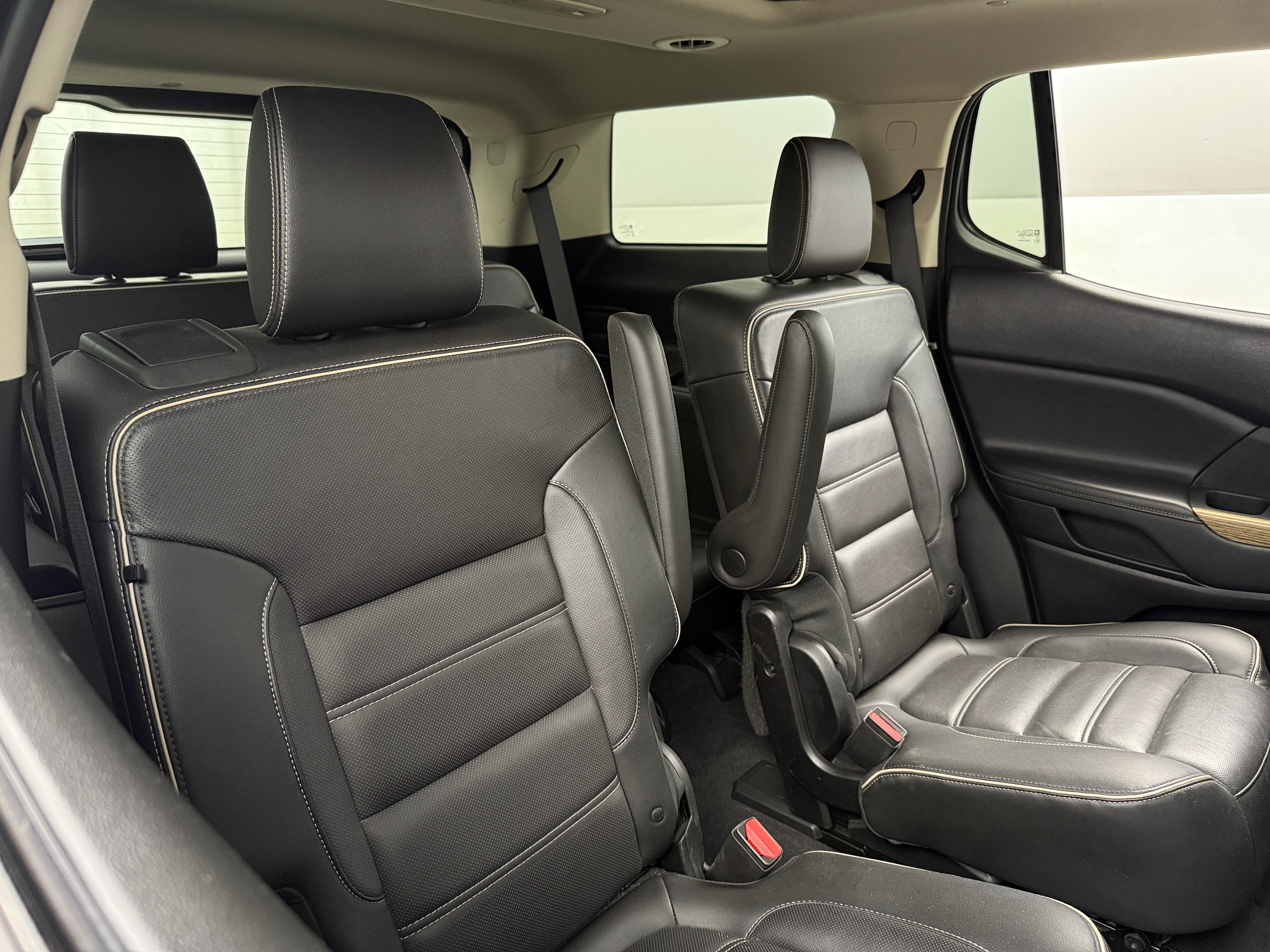 2018 GMC Acadia Denali 5