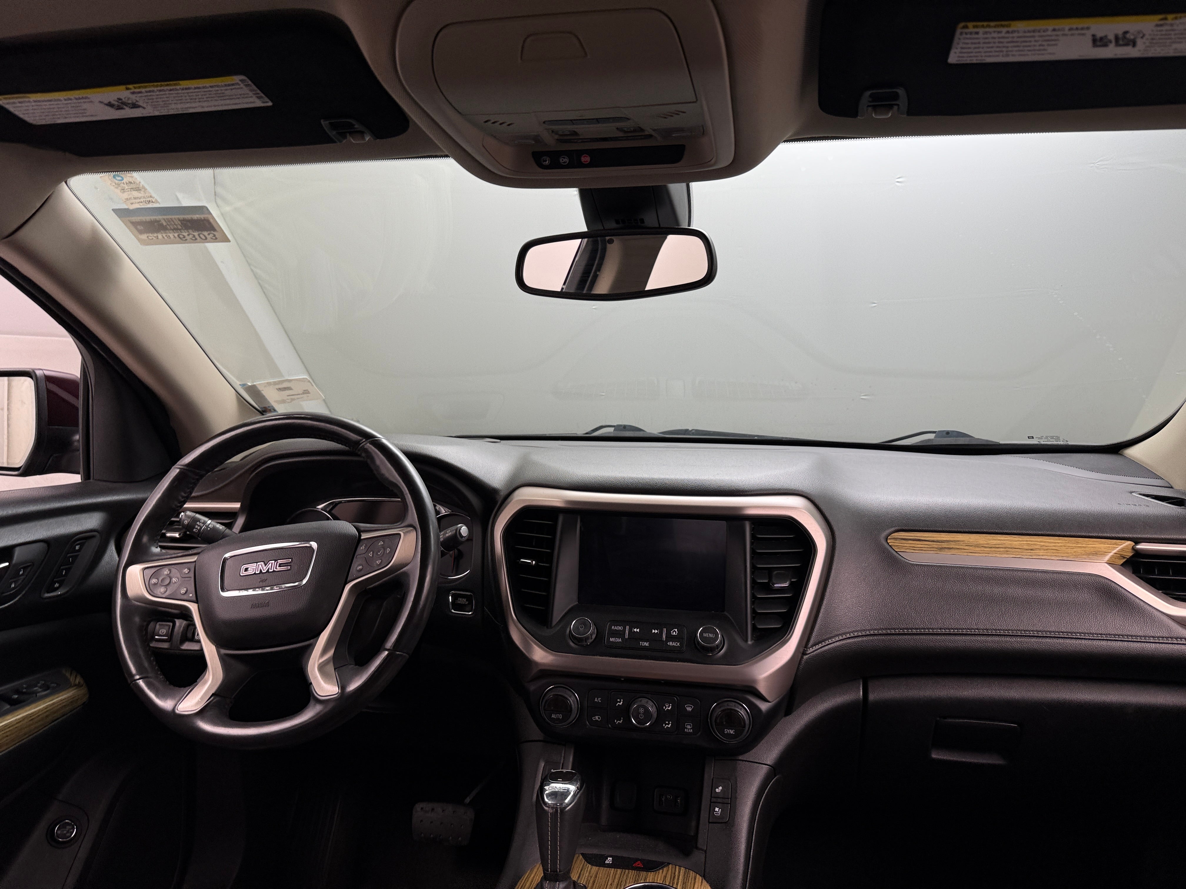 2018 GMC Acadia Denali 2