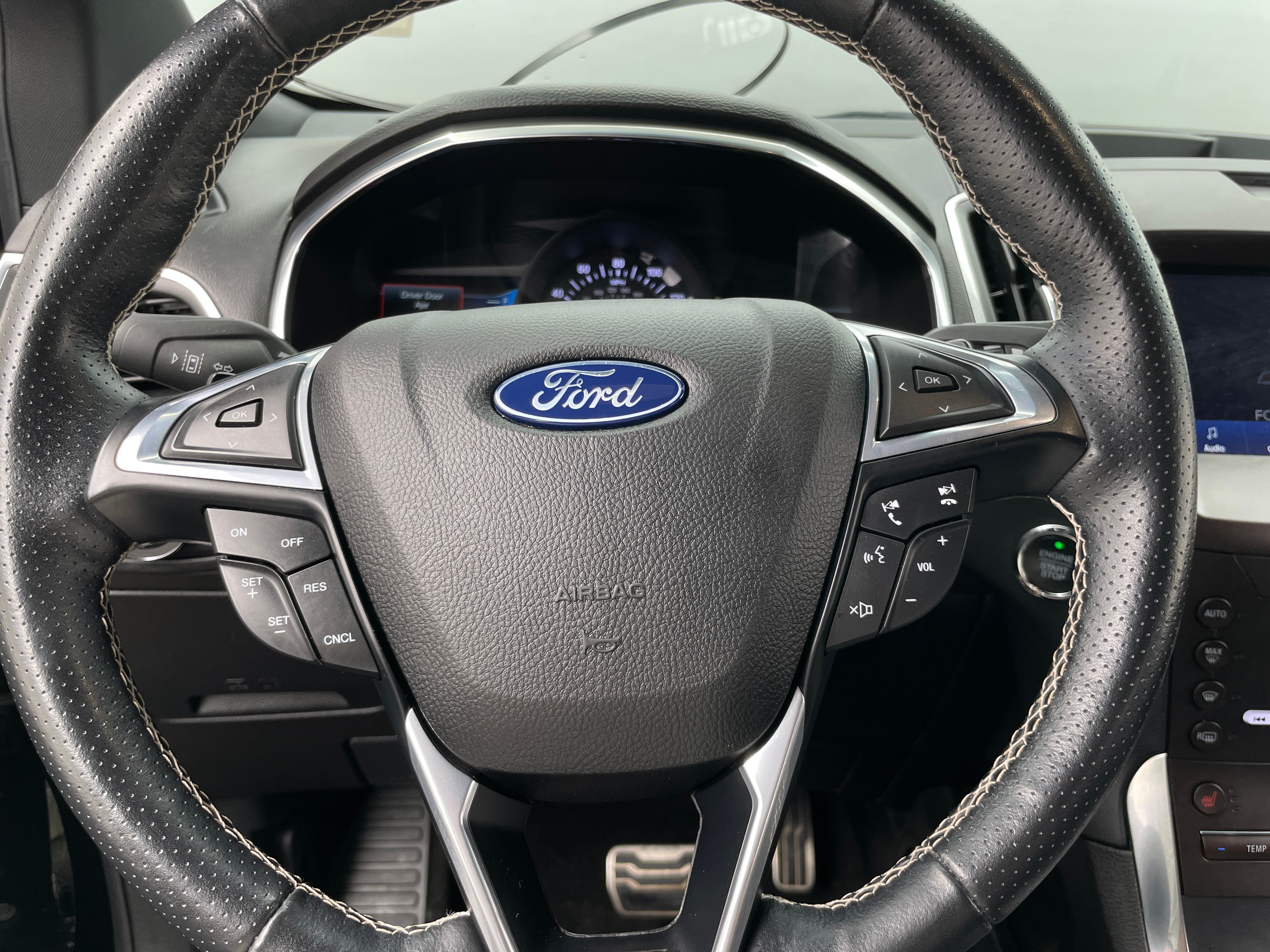 2020 Ford Edge ST 4
