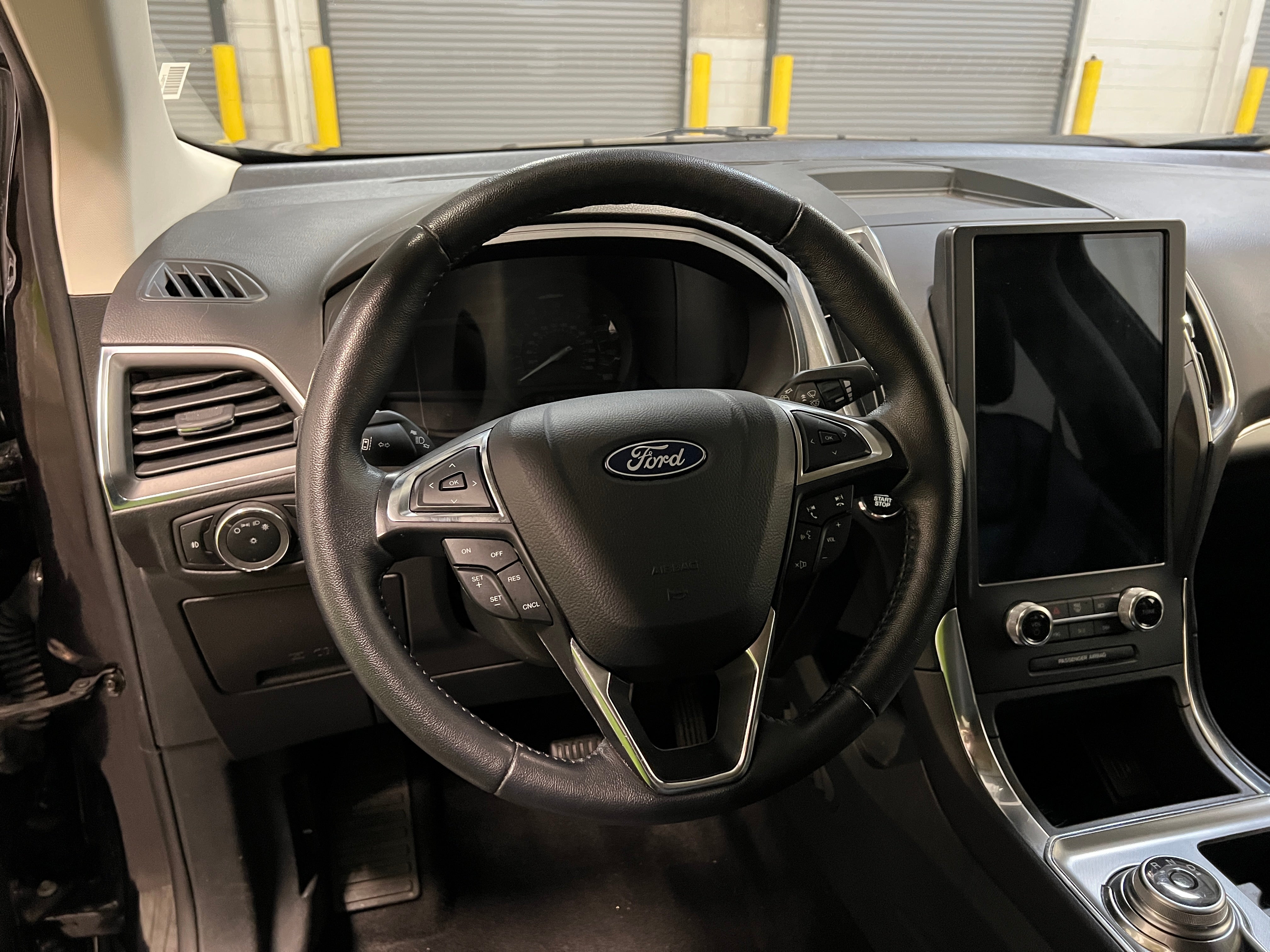 2024 Ford Edge Titanium 4