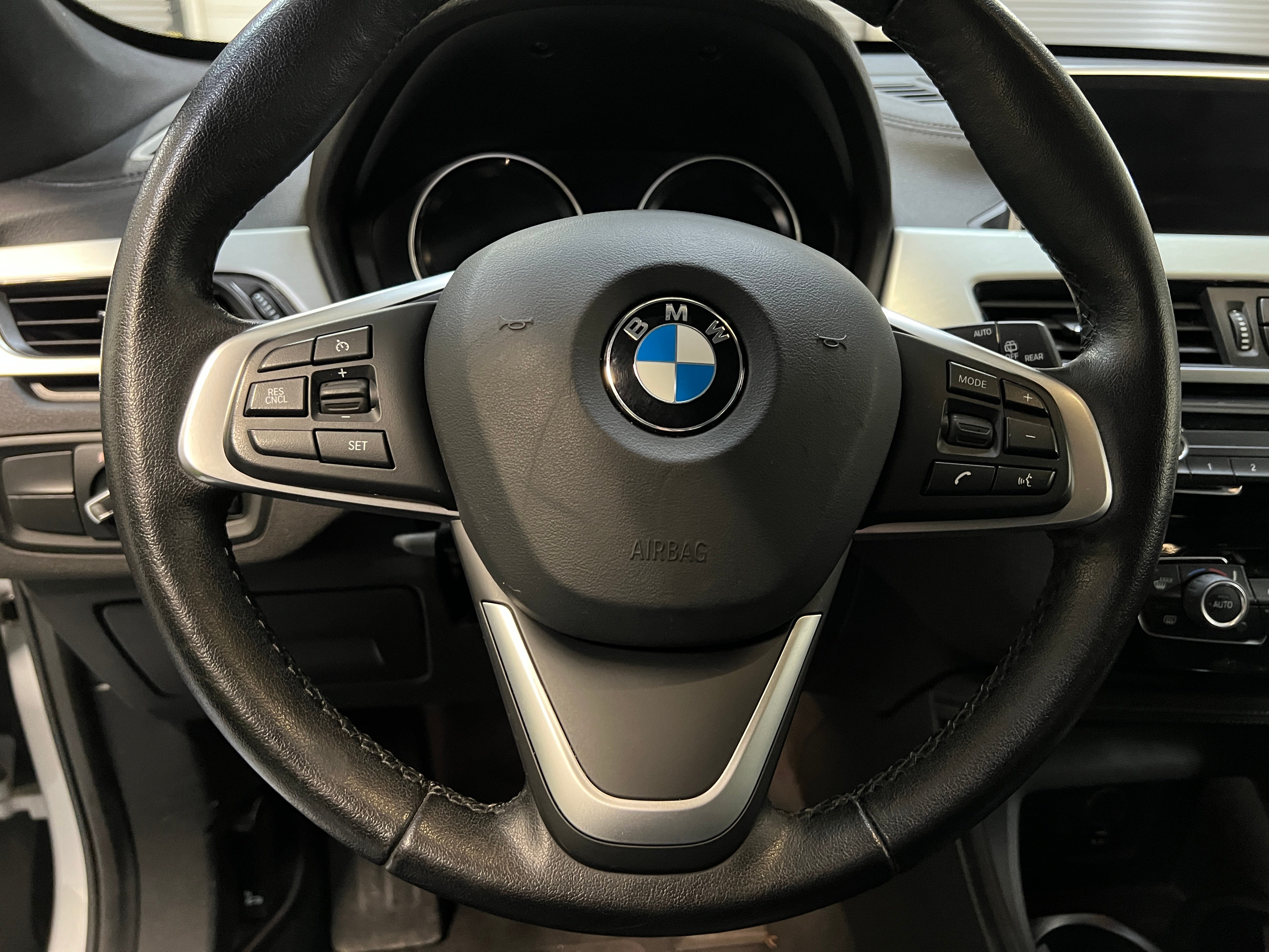 2021 BMW X1 sDrive28i 4