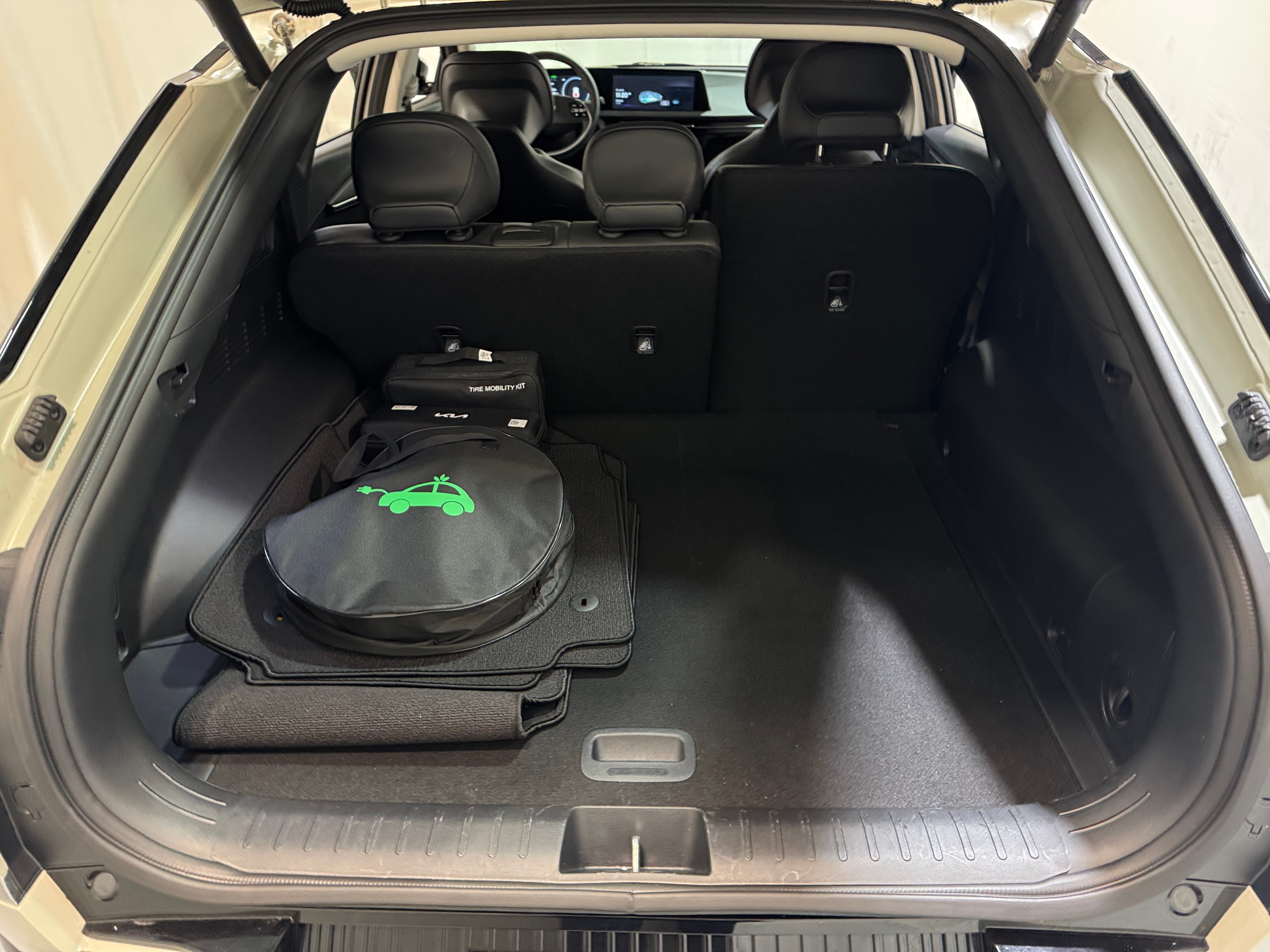2022 Kia EV6 Wind 6
