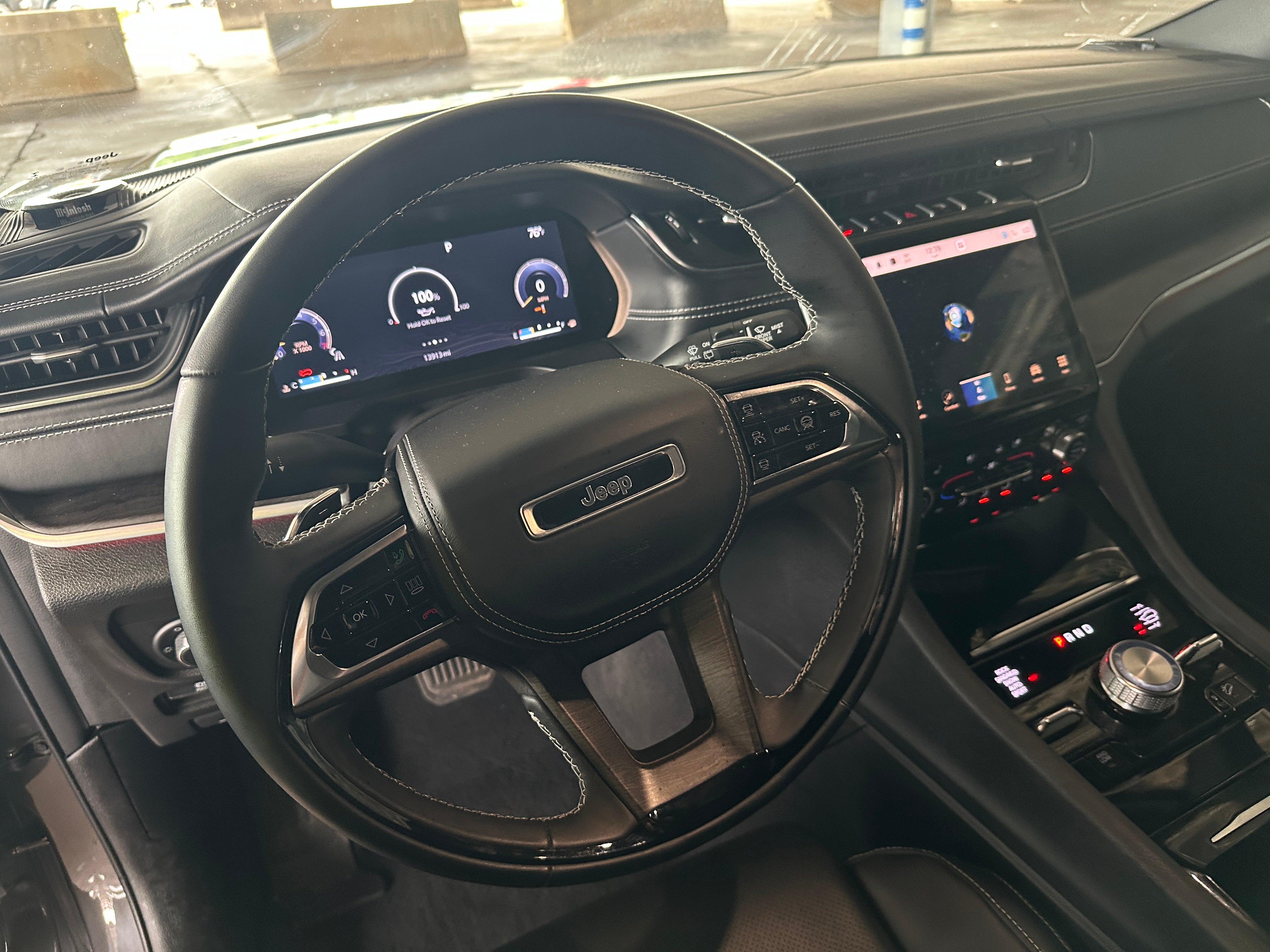 Thumbnail: 2022 Jeep Grand Cherokee L - 4