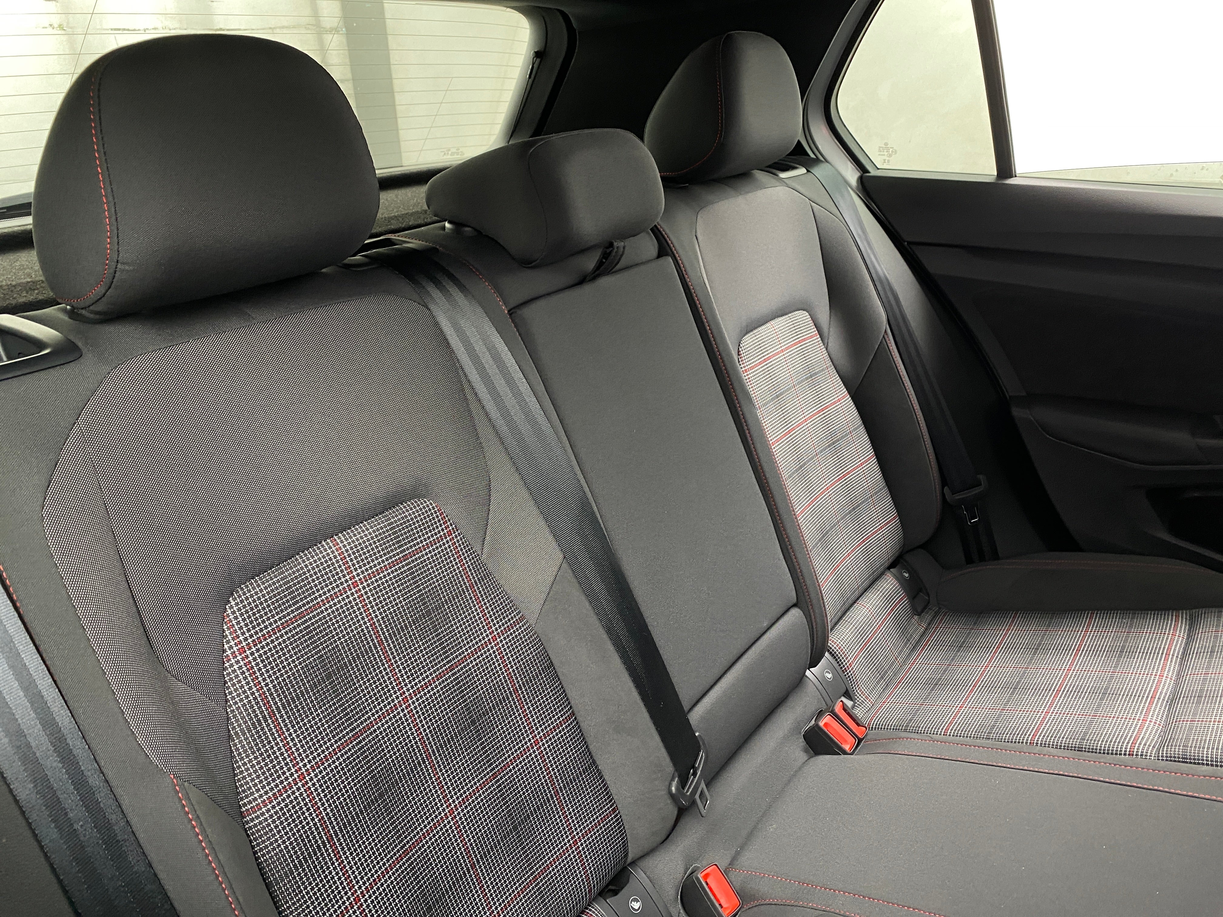 2024 Volkswagen Golf GTI 380 S 6