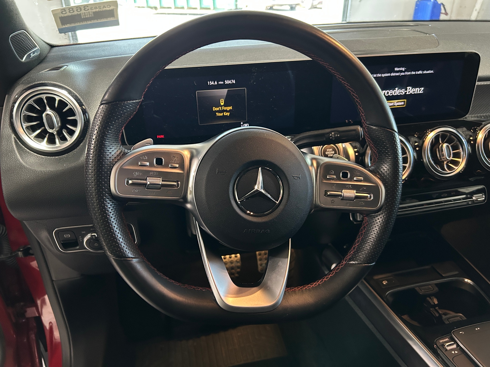 Thumbnail: 2021 Mercedes-Benz GLB - 4
