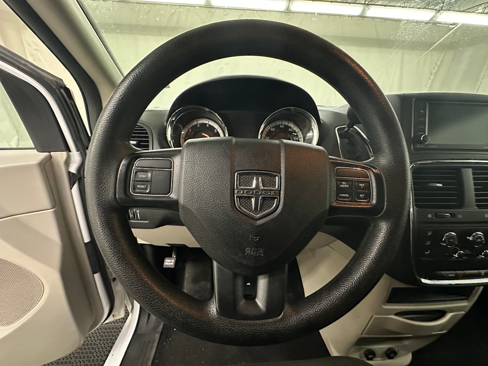 Thumbnail: 2019 Dodge Grand Caravan - 5