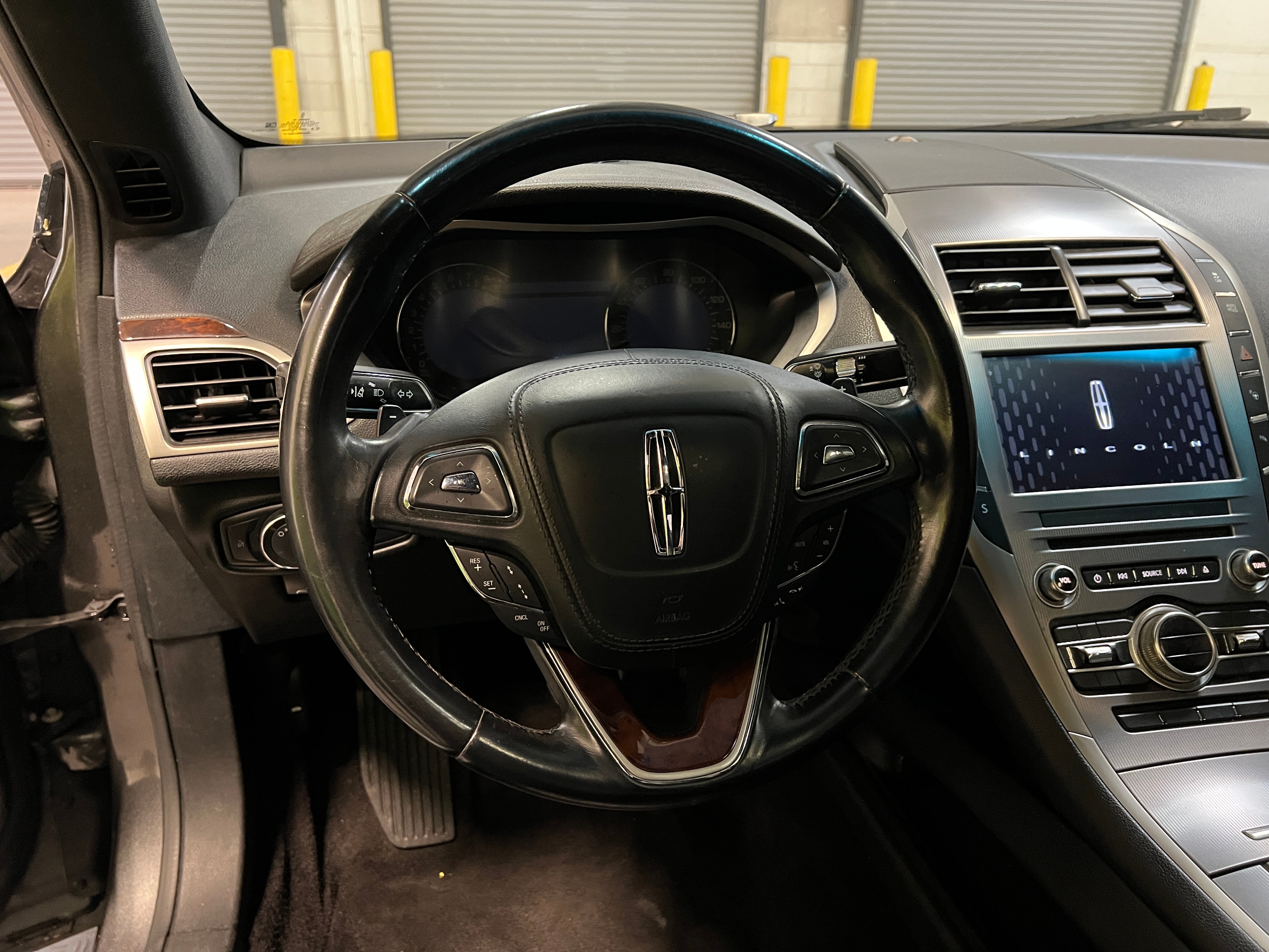 2017 Lincoln MKZ Reserve 4