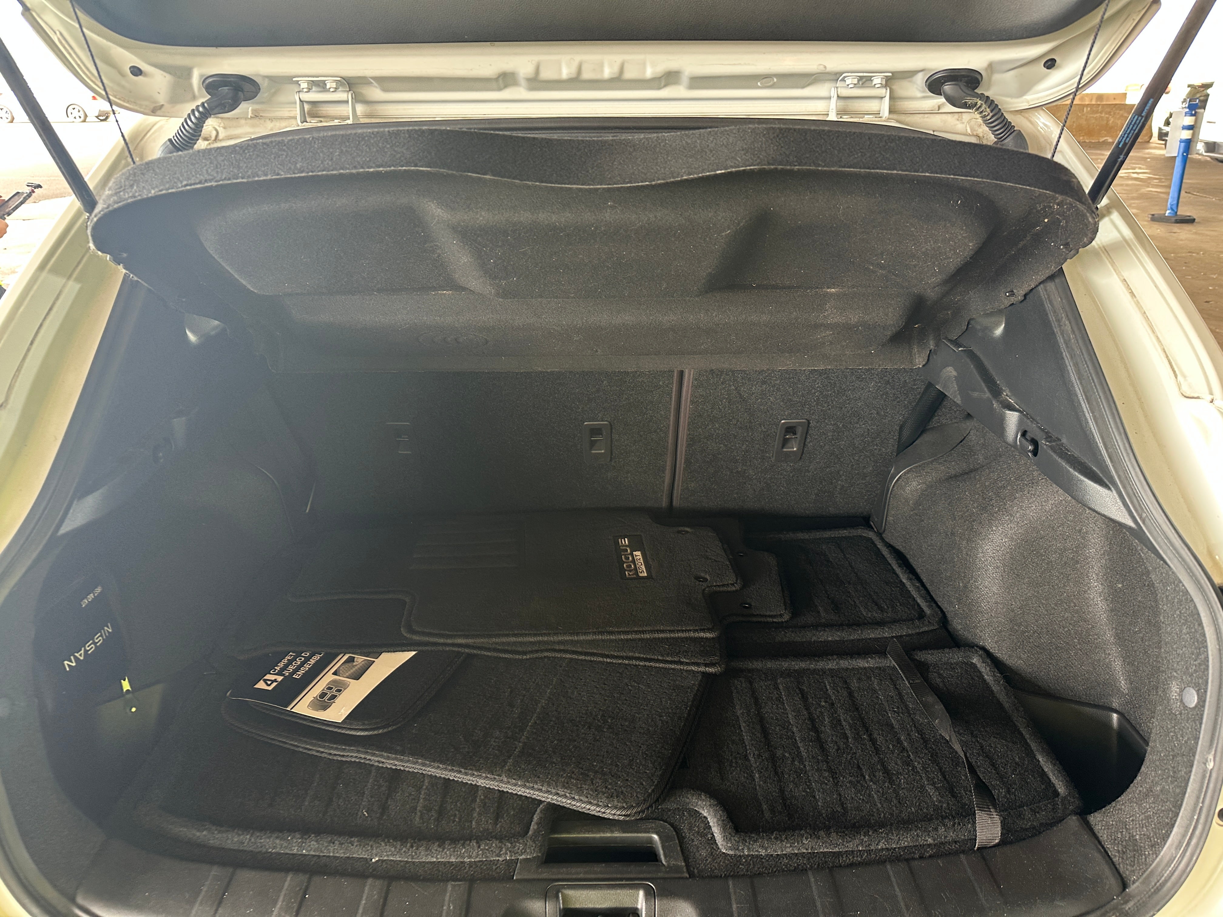 2021 Nissan Rogue Sport SV 7