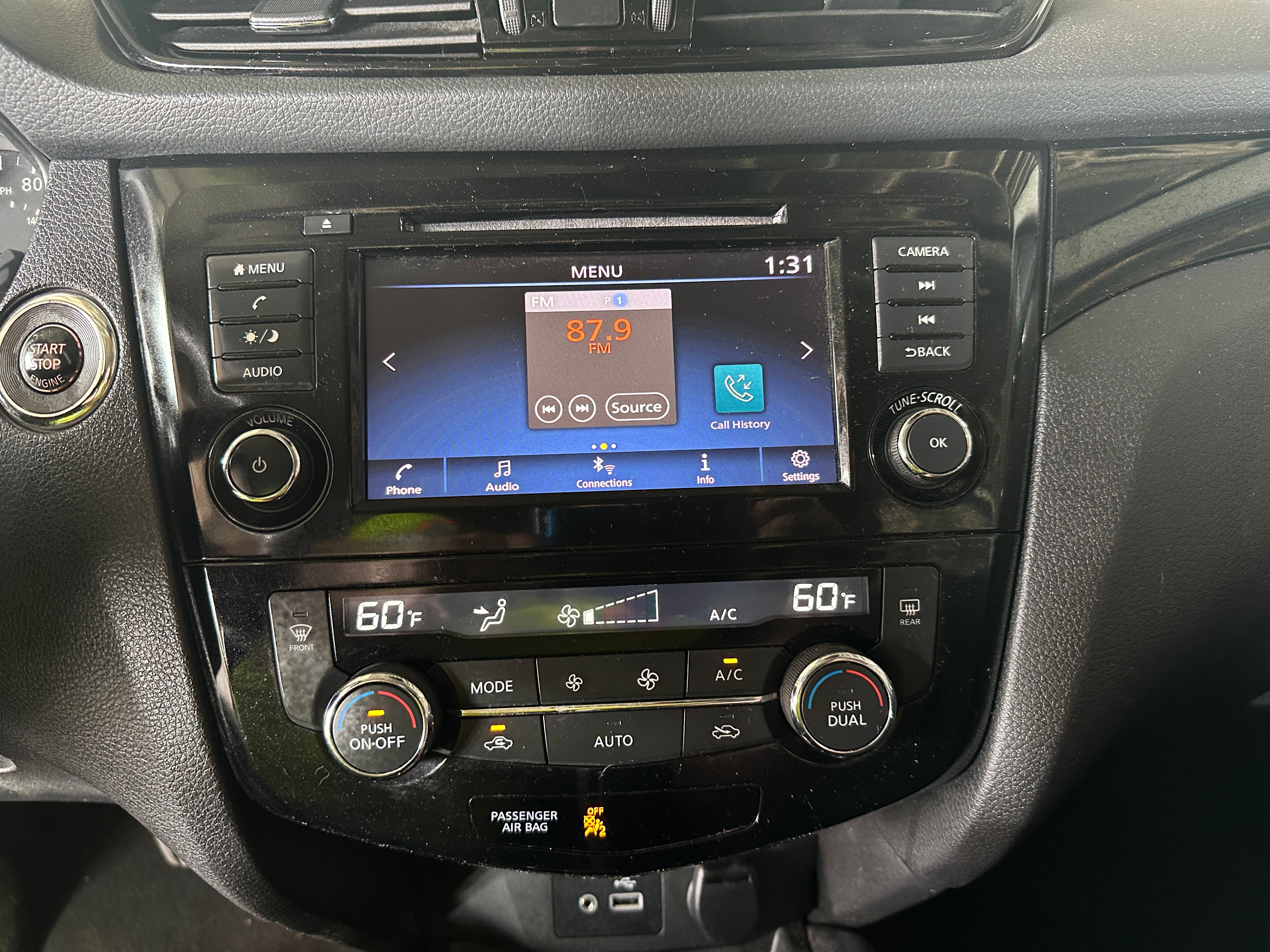 2021 Nissan Rogue Sport SV 4