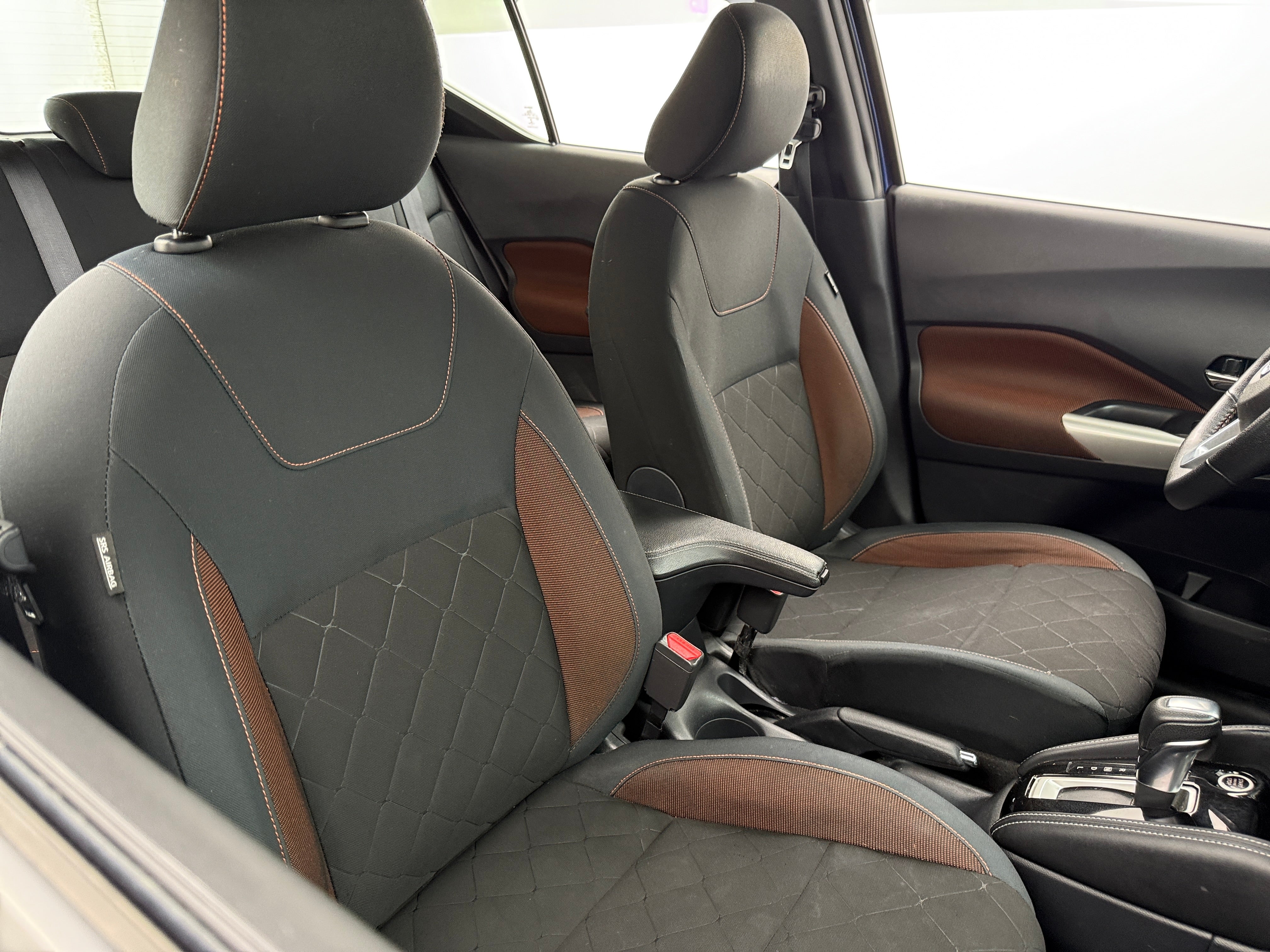 2020 Nissan Kicks SR 2