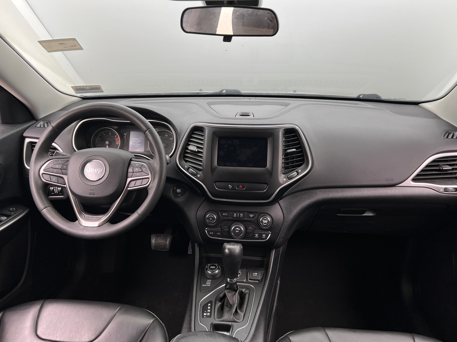 Thumbnail: 2020 Jeep Cherokee - 3