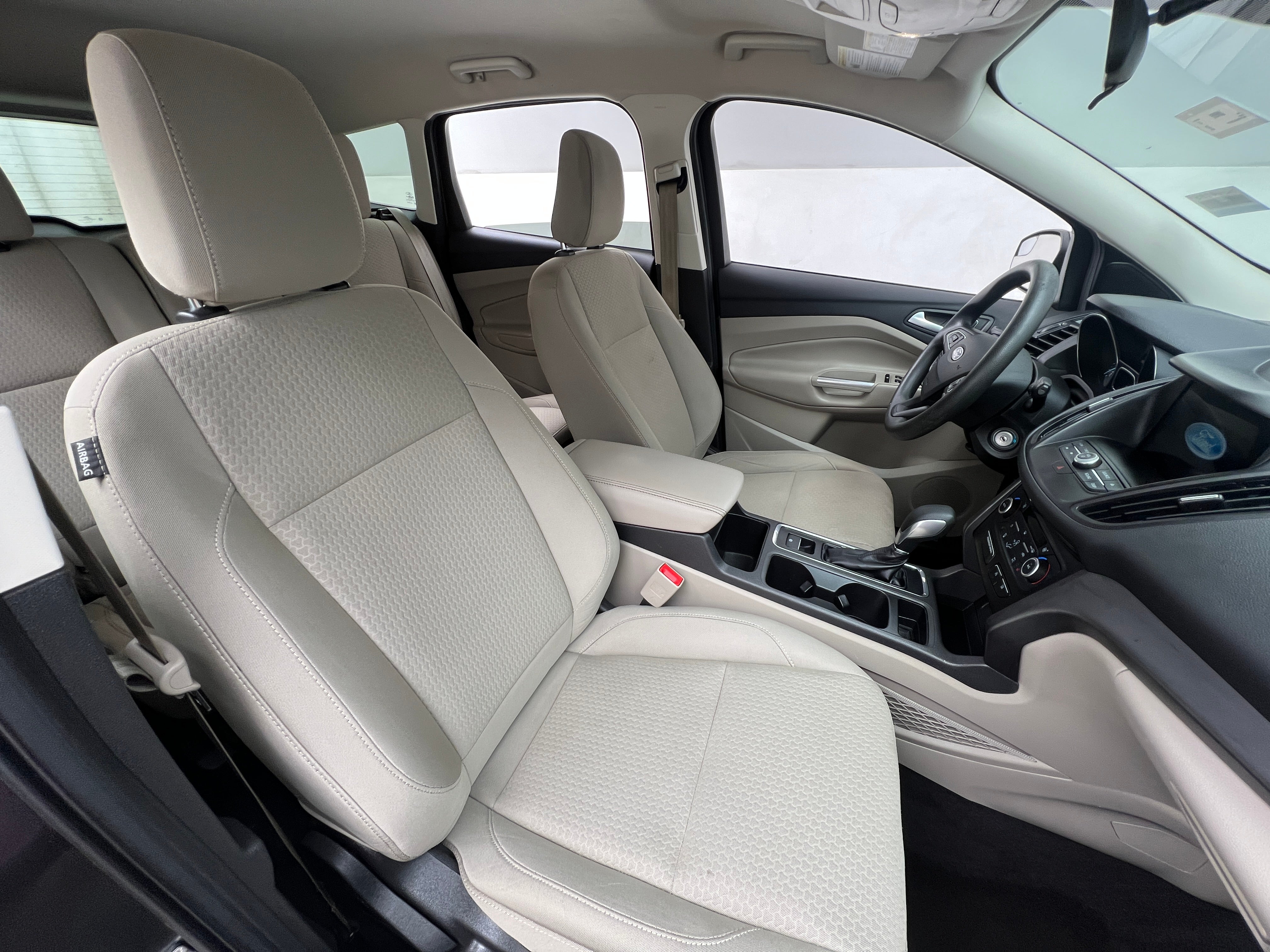 2018 Ford Escape SE 2