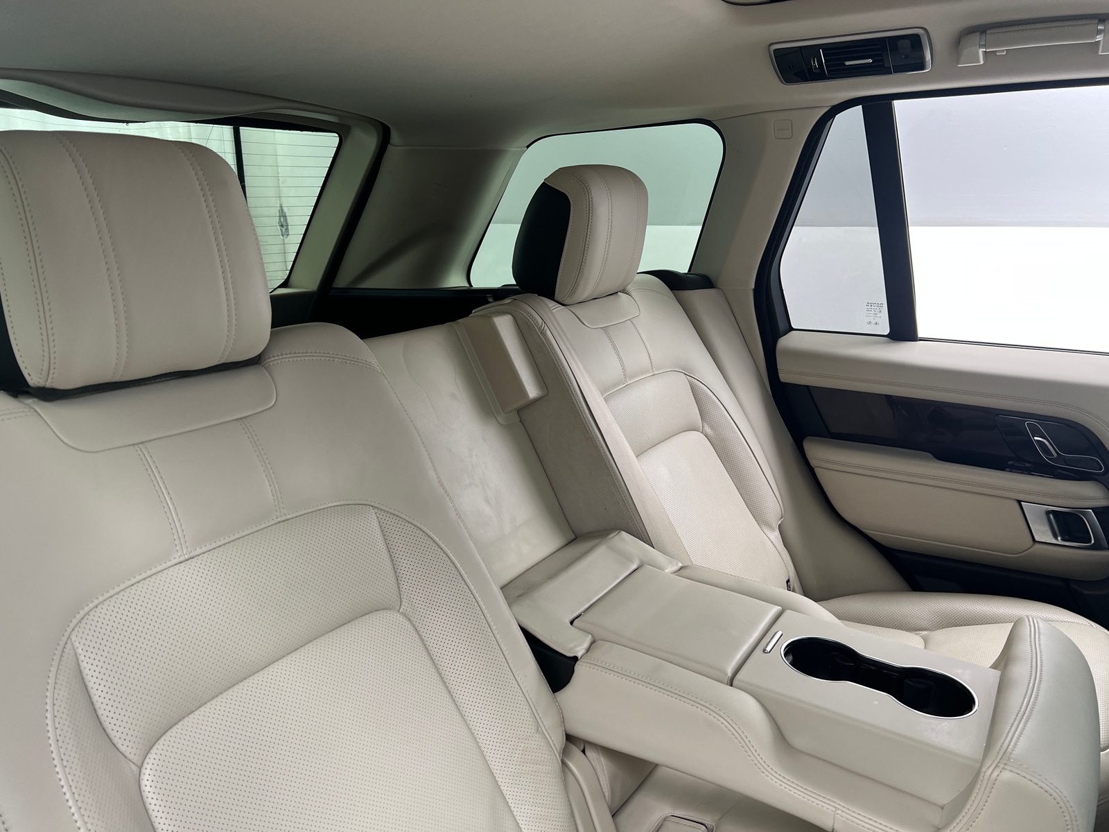 Thumbnail: 2021 Land Rover Range Rover - 5