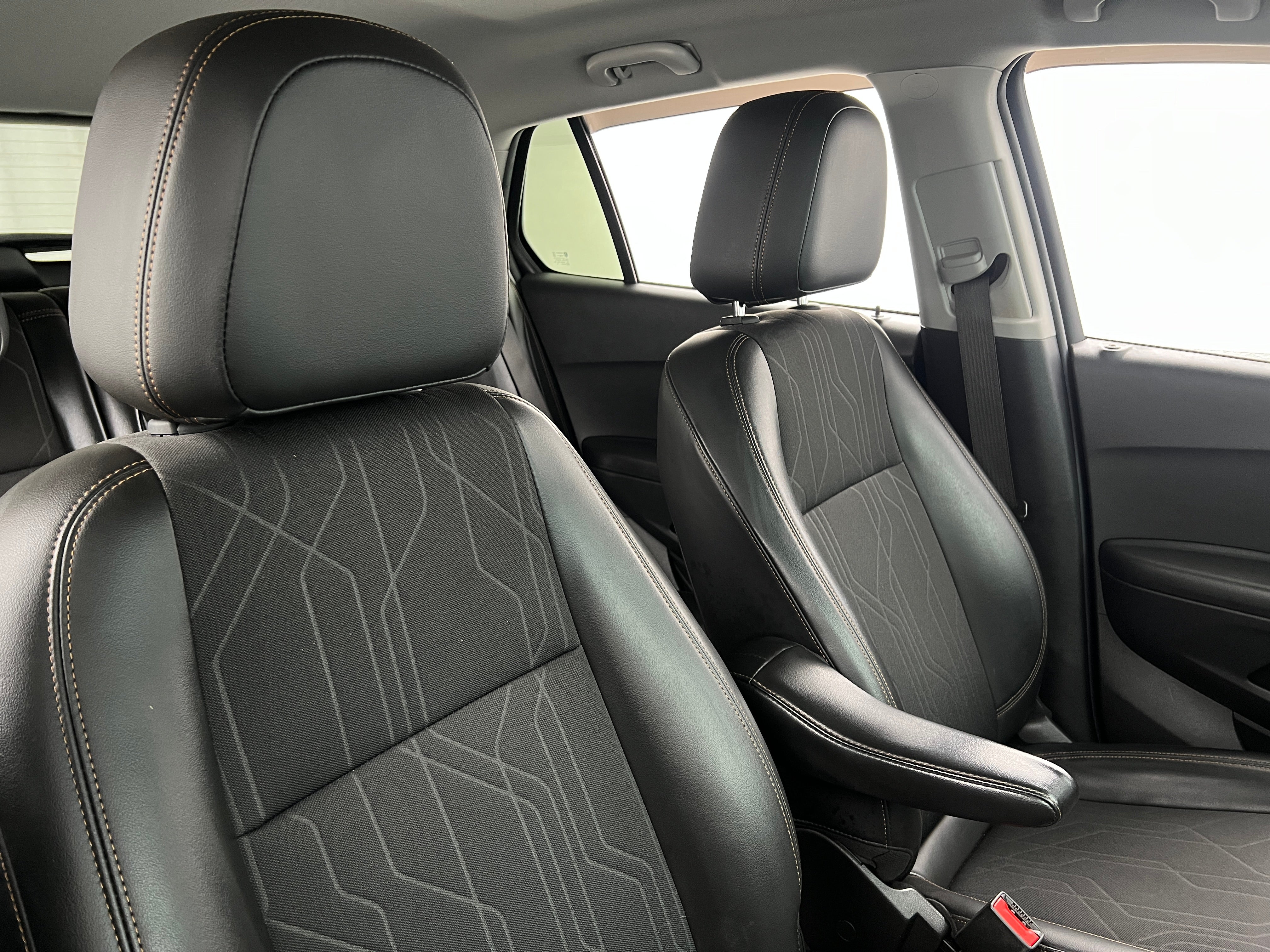2019 Chevrolet Trax LT 2