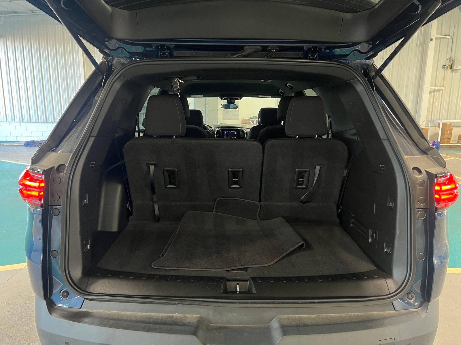 Thumbnail: 2022 Chevrolet Traverse - 7