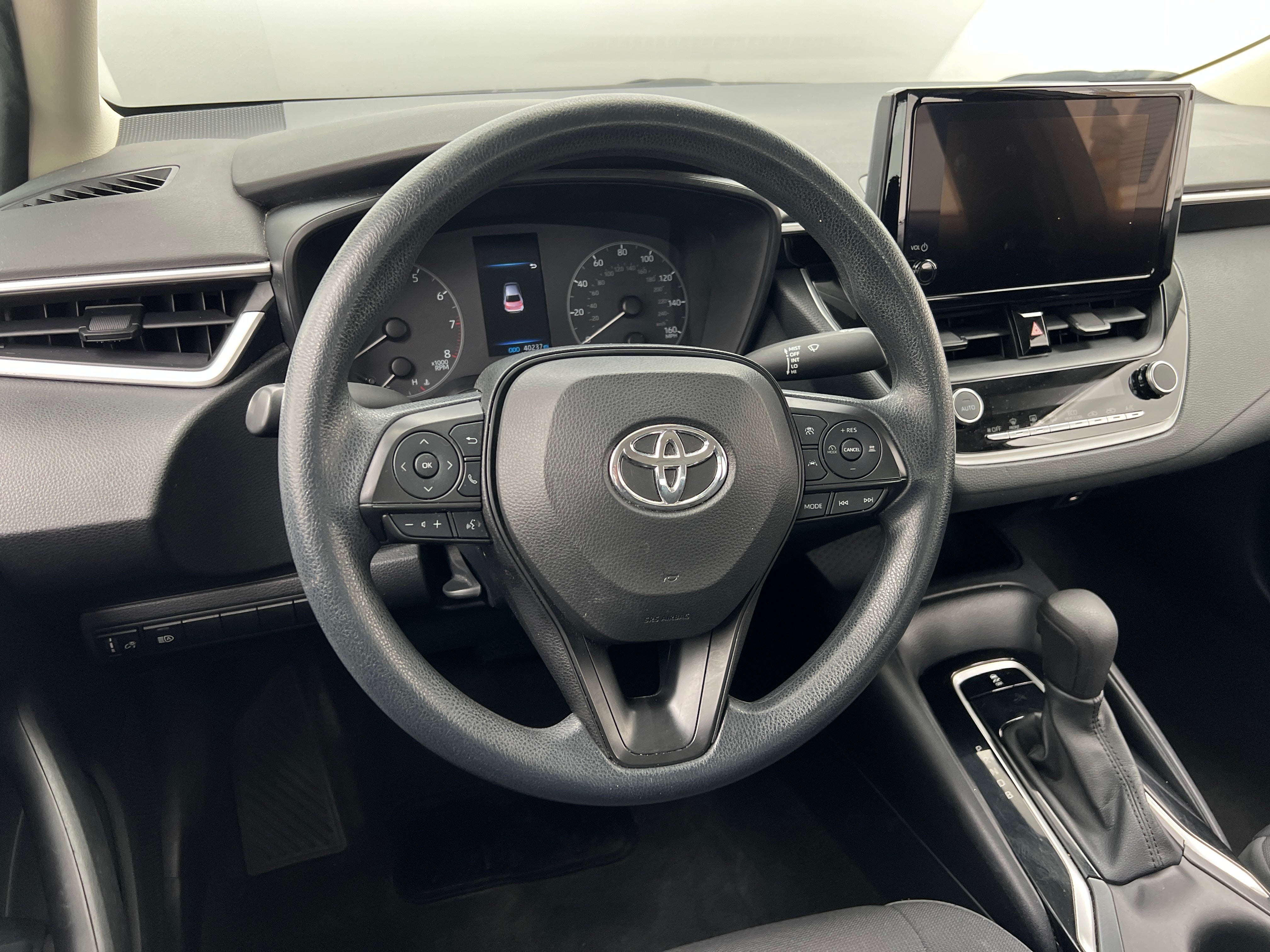 2023 Toyota Corolla LE 5