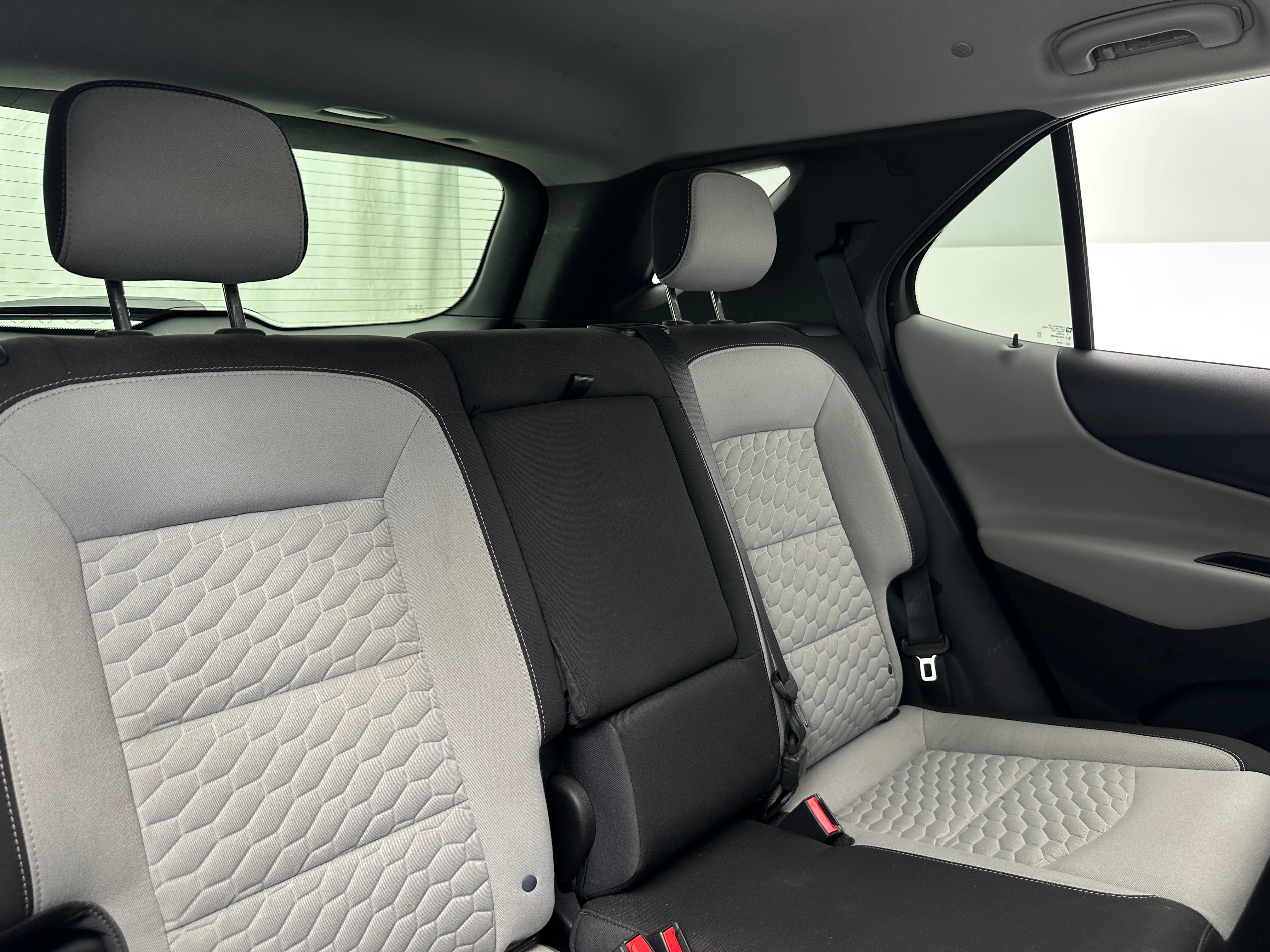 2020 Chevrolet Equinox LS 6