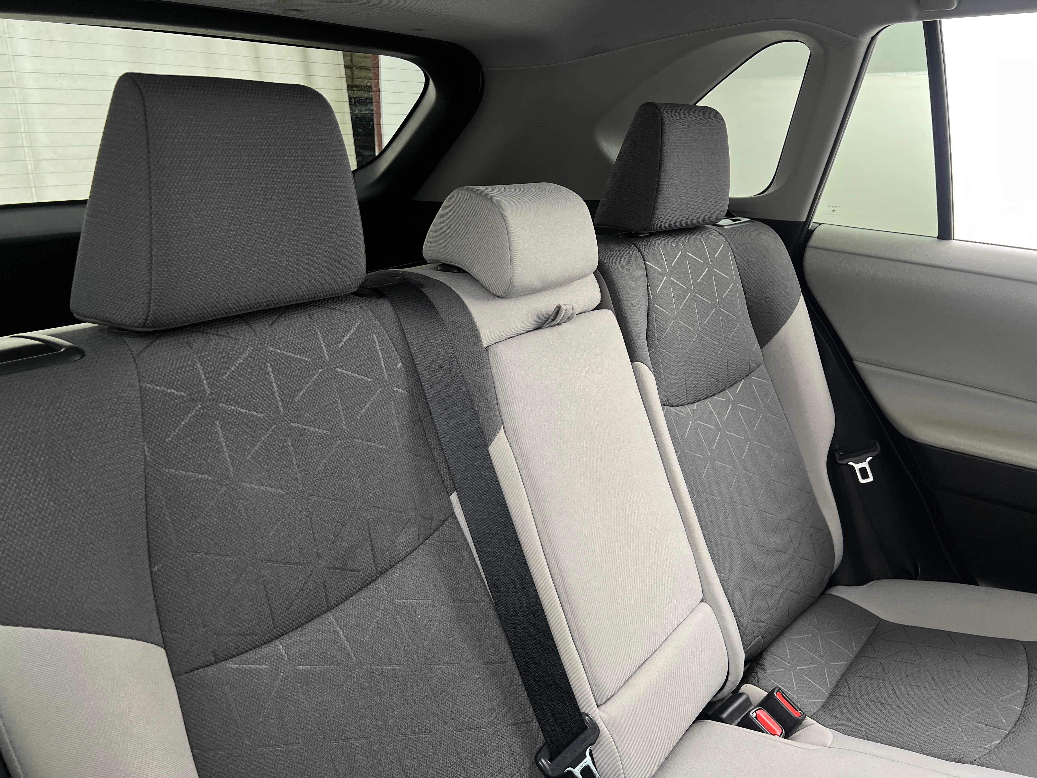 2021 Toyota RAV4 XLE 6
