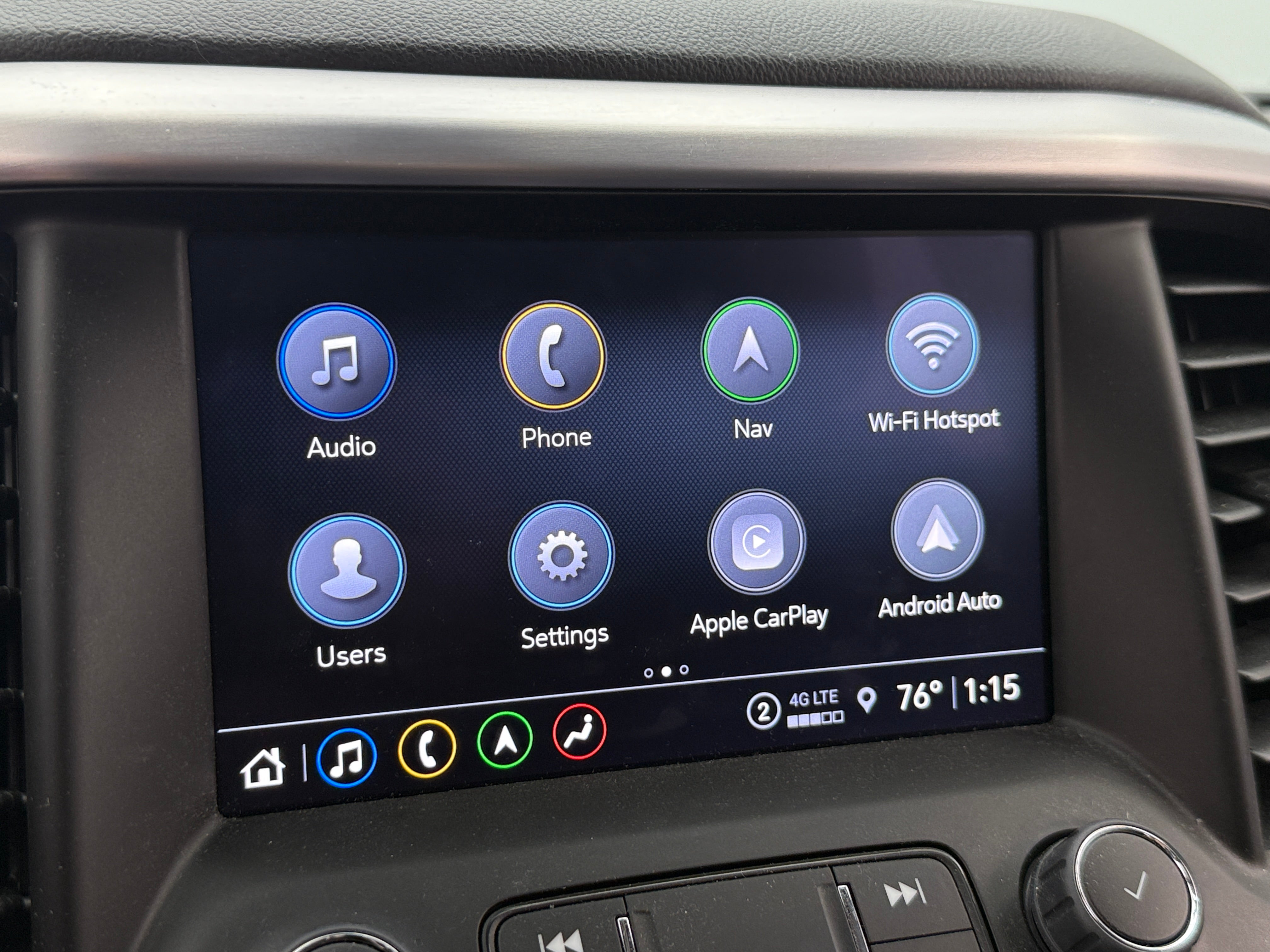 2023 GMC Acadia SLE 4