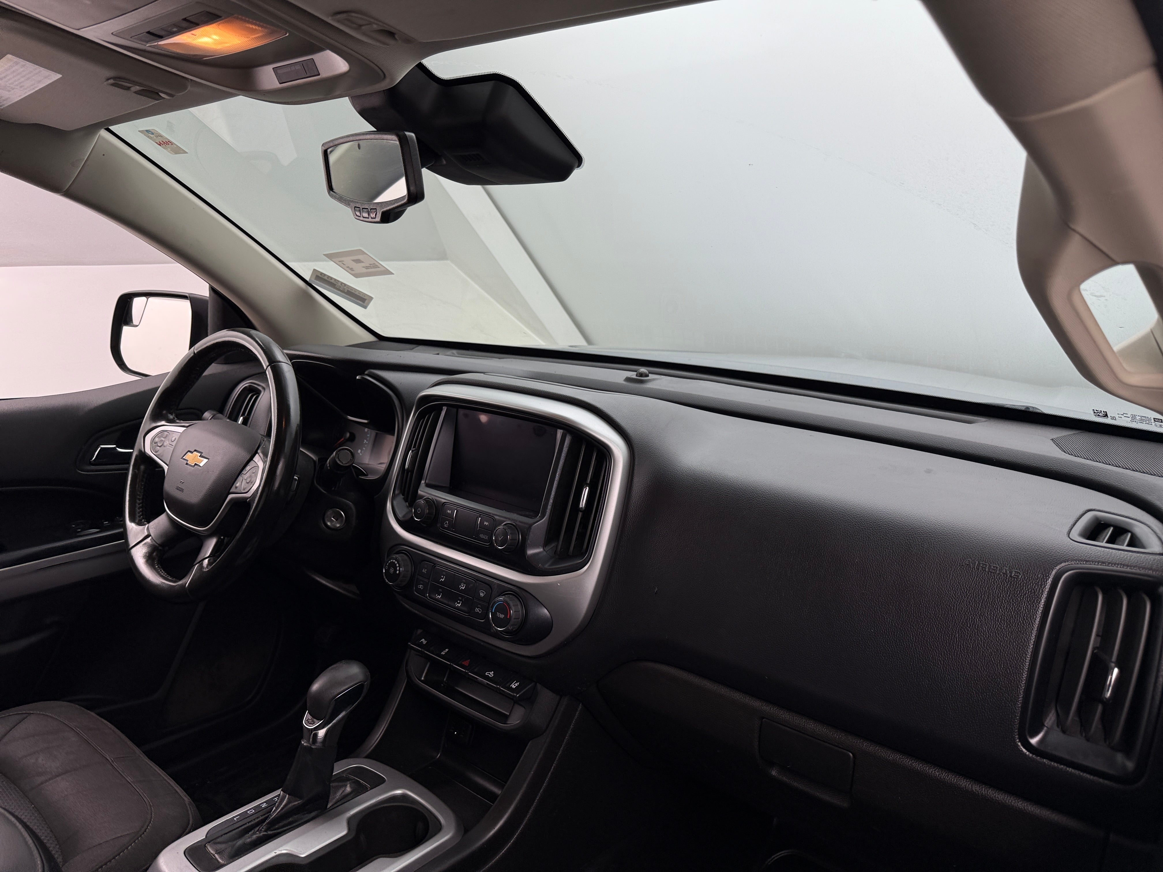 2022 Chevrolet Colorado LT 3
