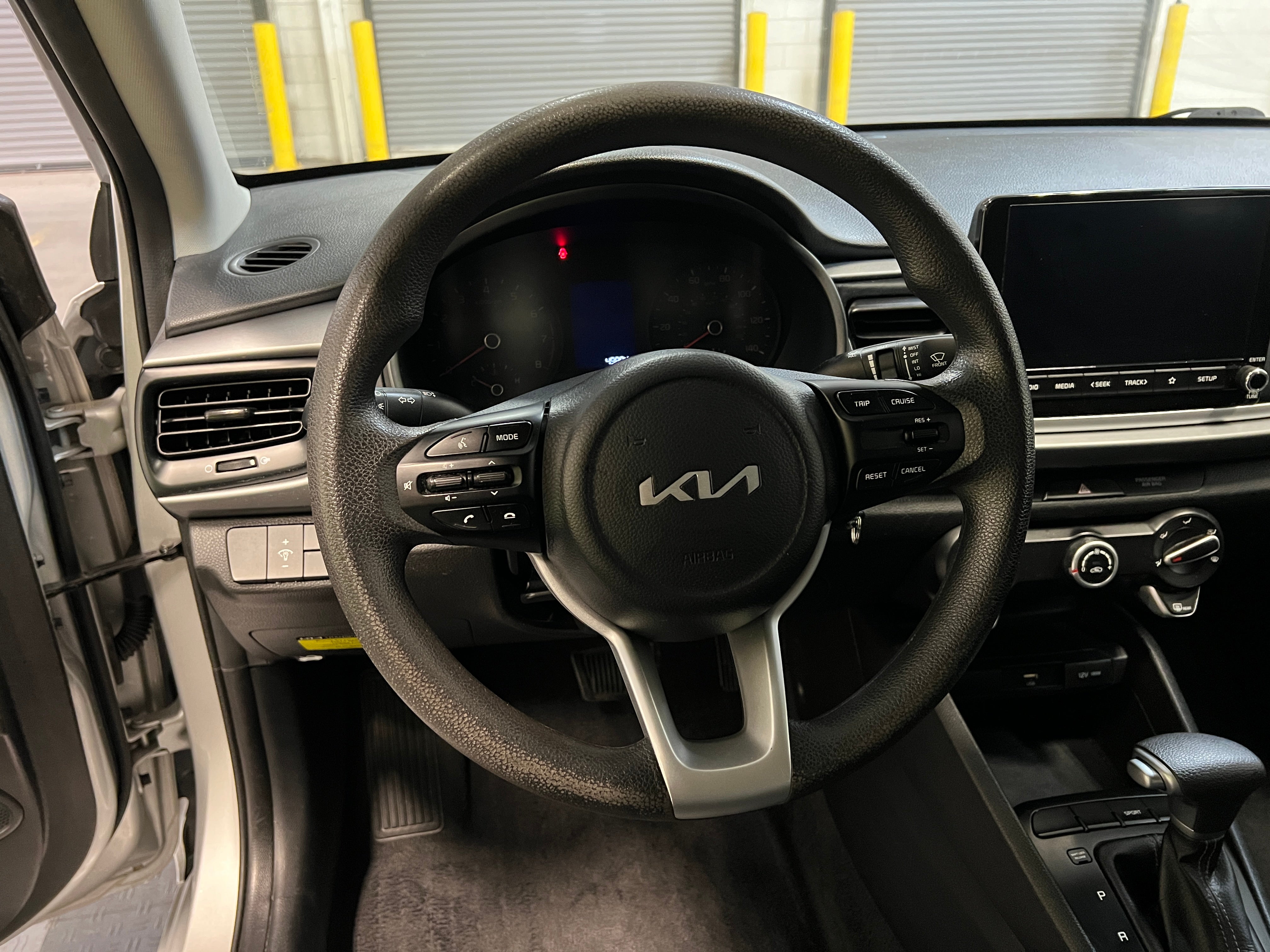 2023 Kia Rio S 5
