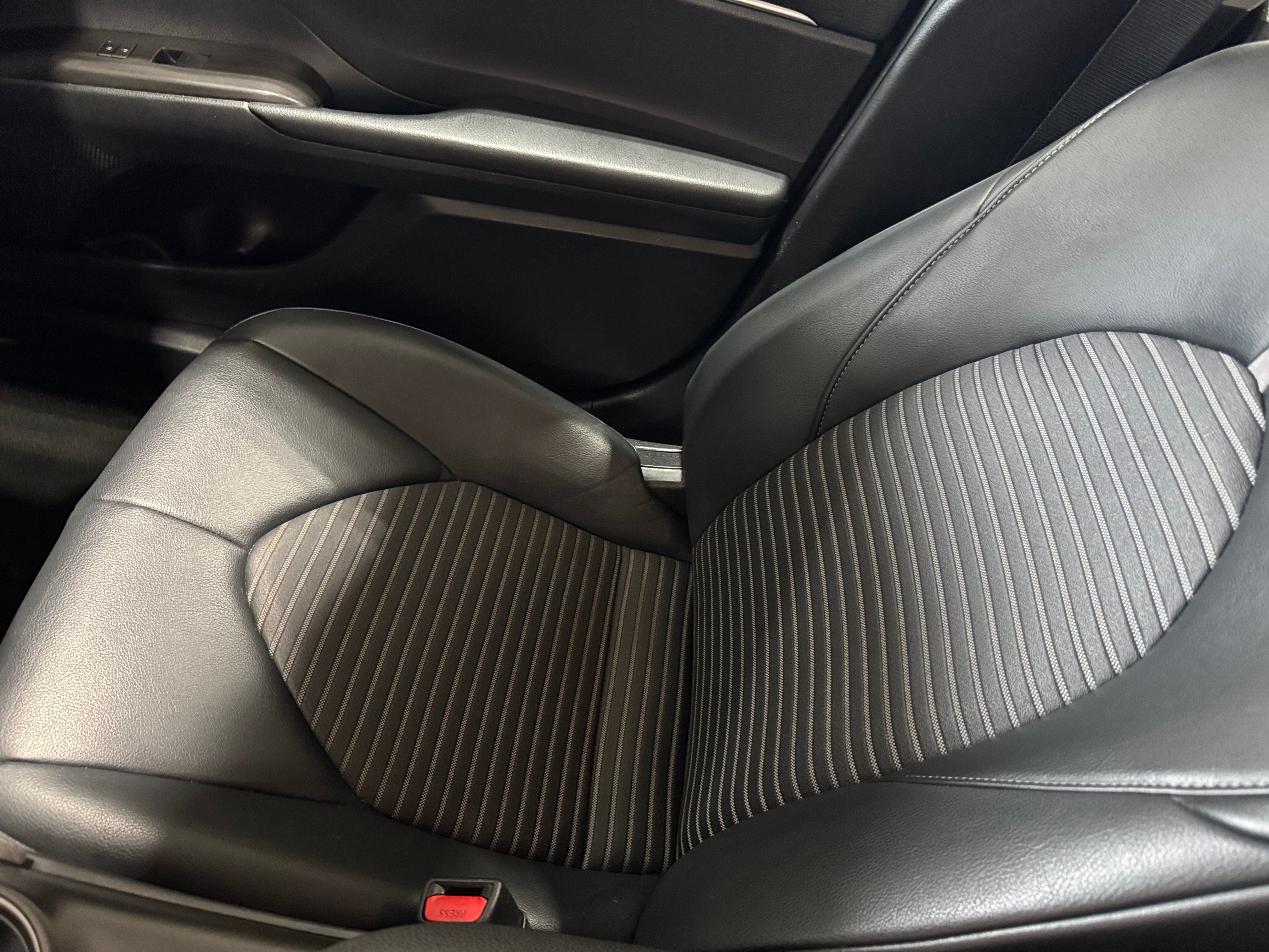 2021 Toyota Camry SE 2