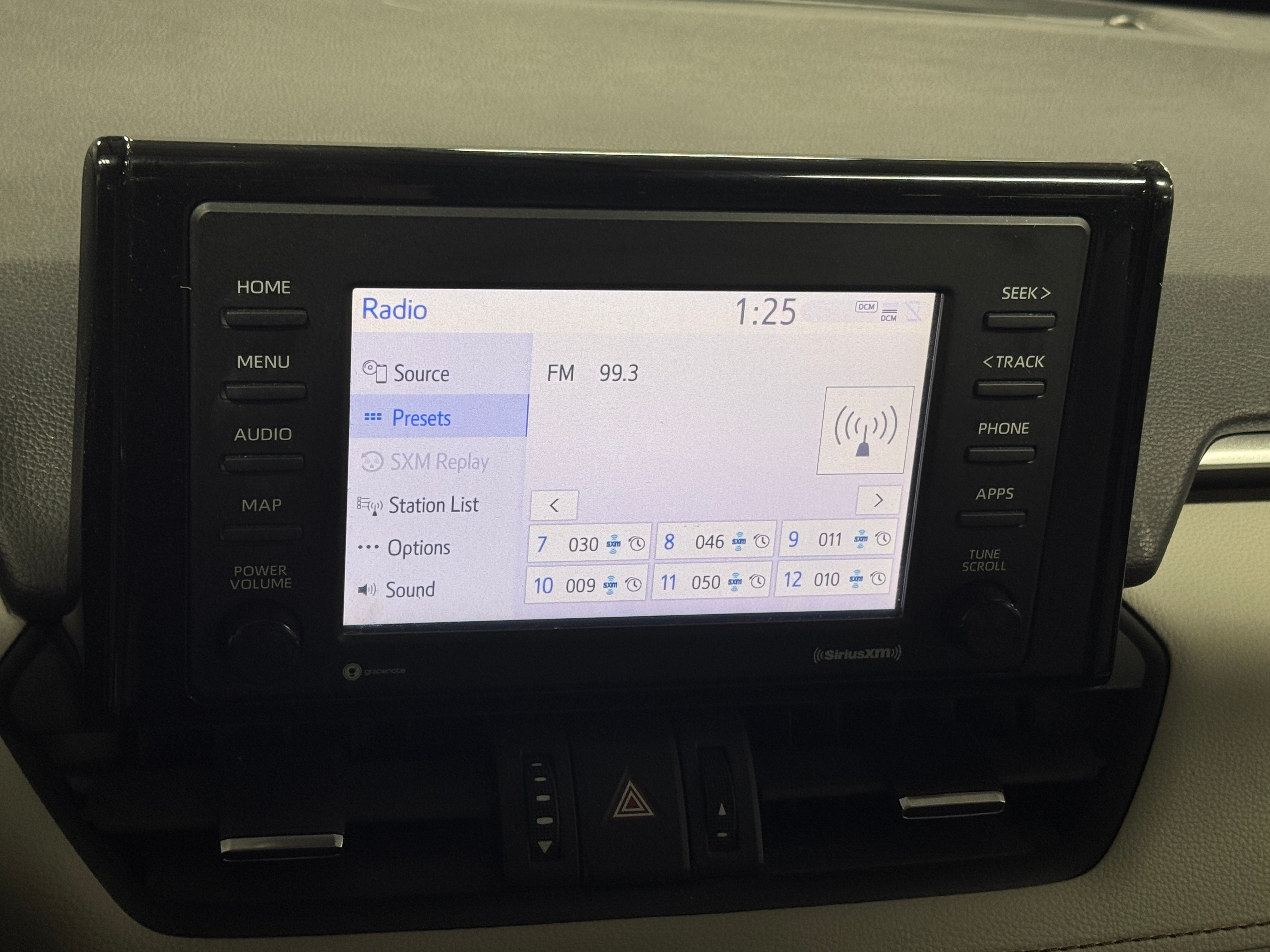 2020 Toyota RAV4 XLE Premium 3