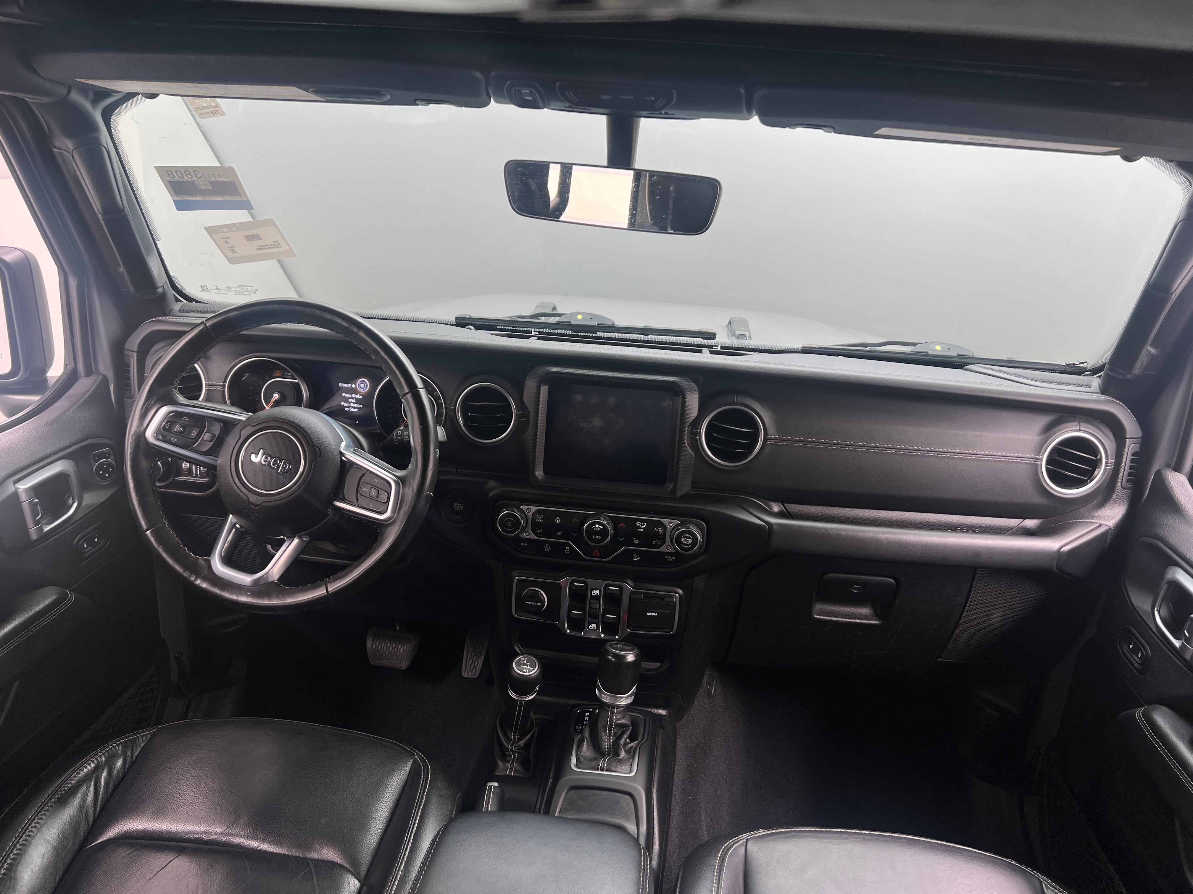 2020 Jeep Wrangler Unlimited Sahara 2