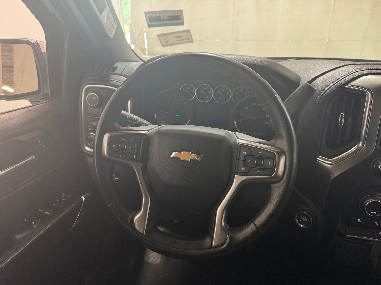 Thumbnail: 2021 Chevrolet Silverado 1500 - 5