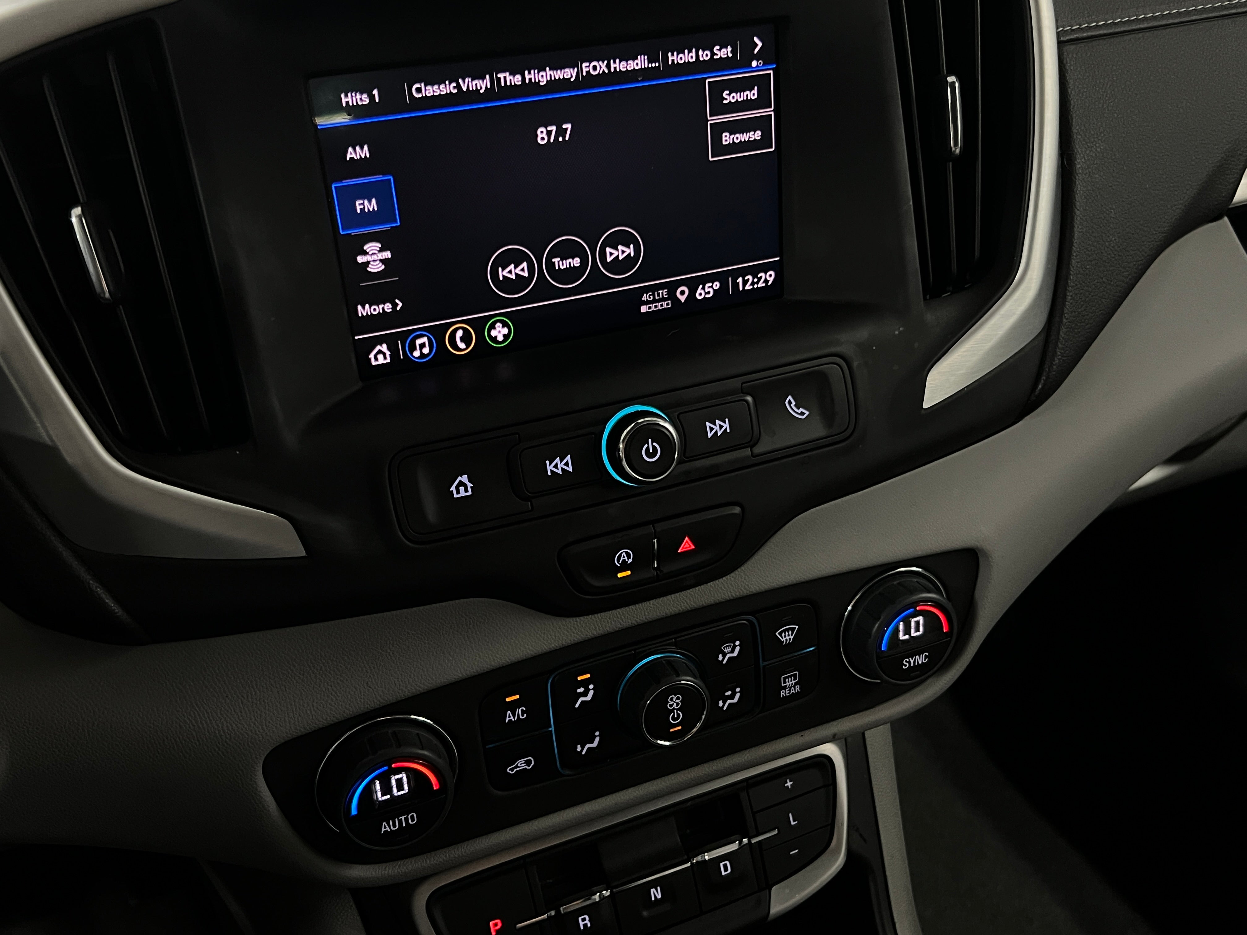 2023 GMC Terrain SLE 4