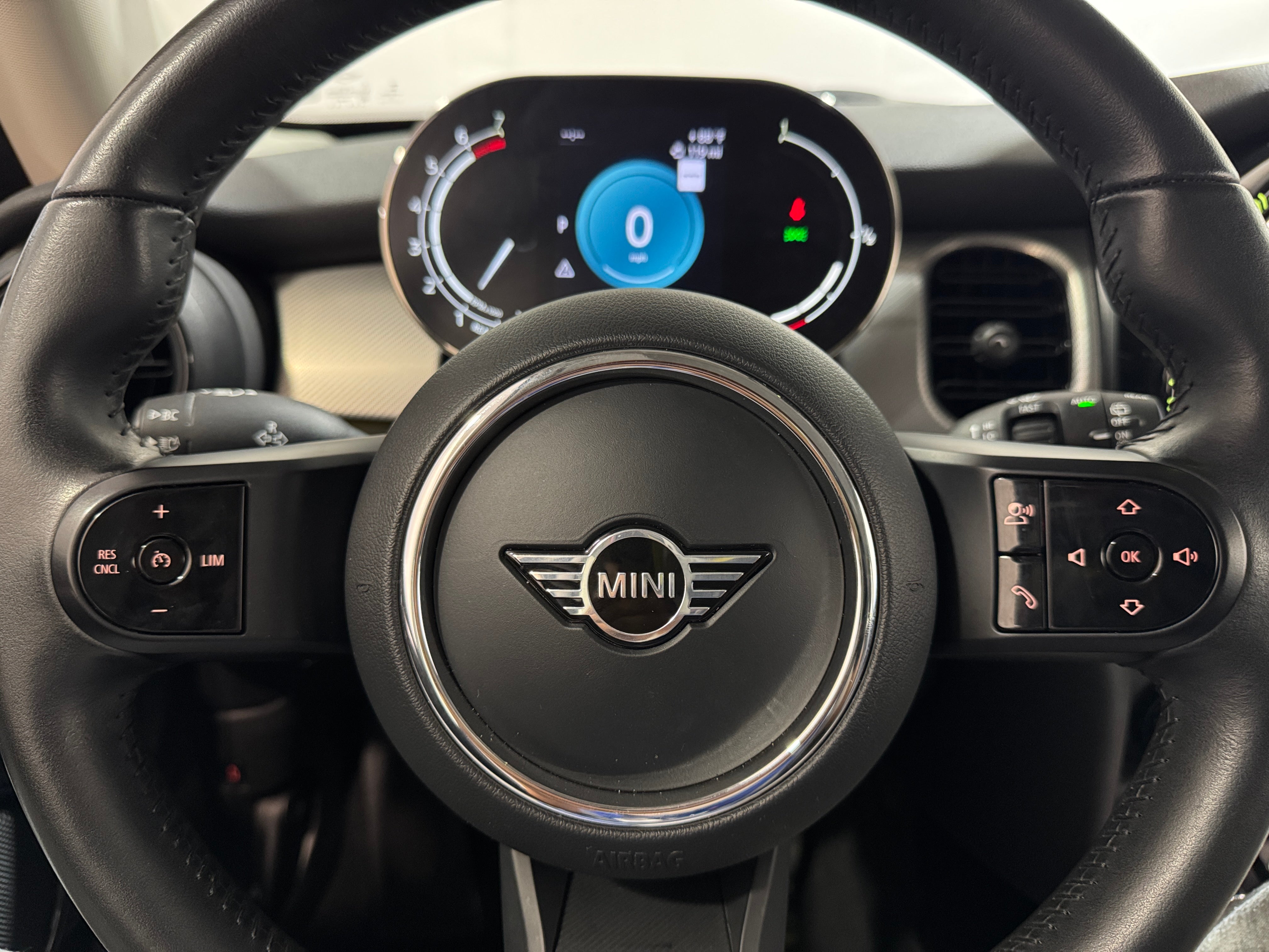 2022 MINI Cooper Hardtop 2 Door 4