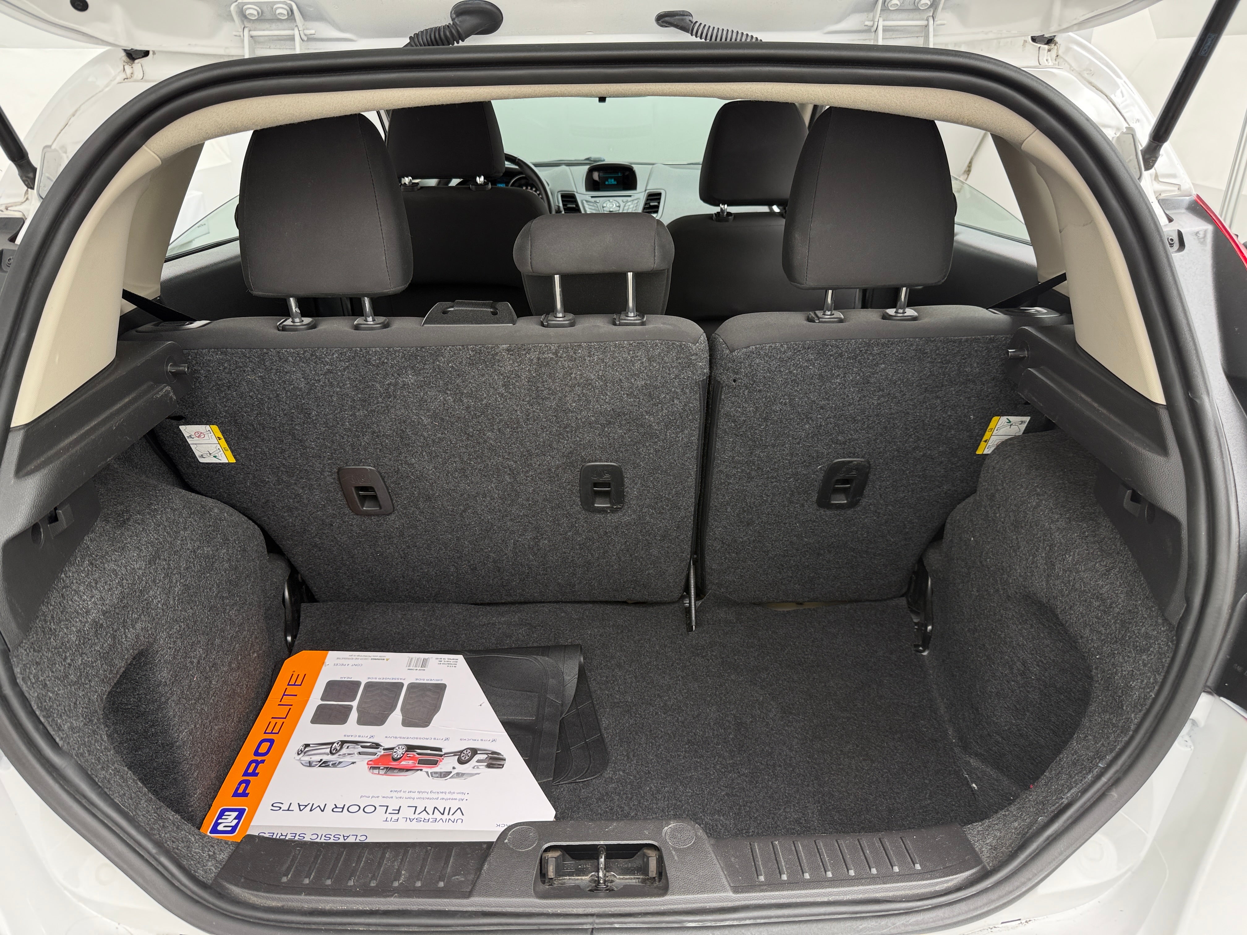 2015 Ford Fiesta SE 7