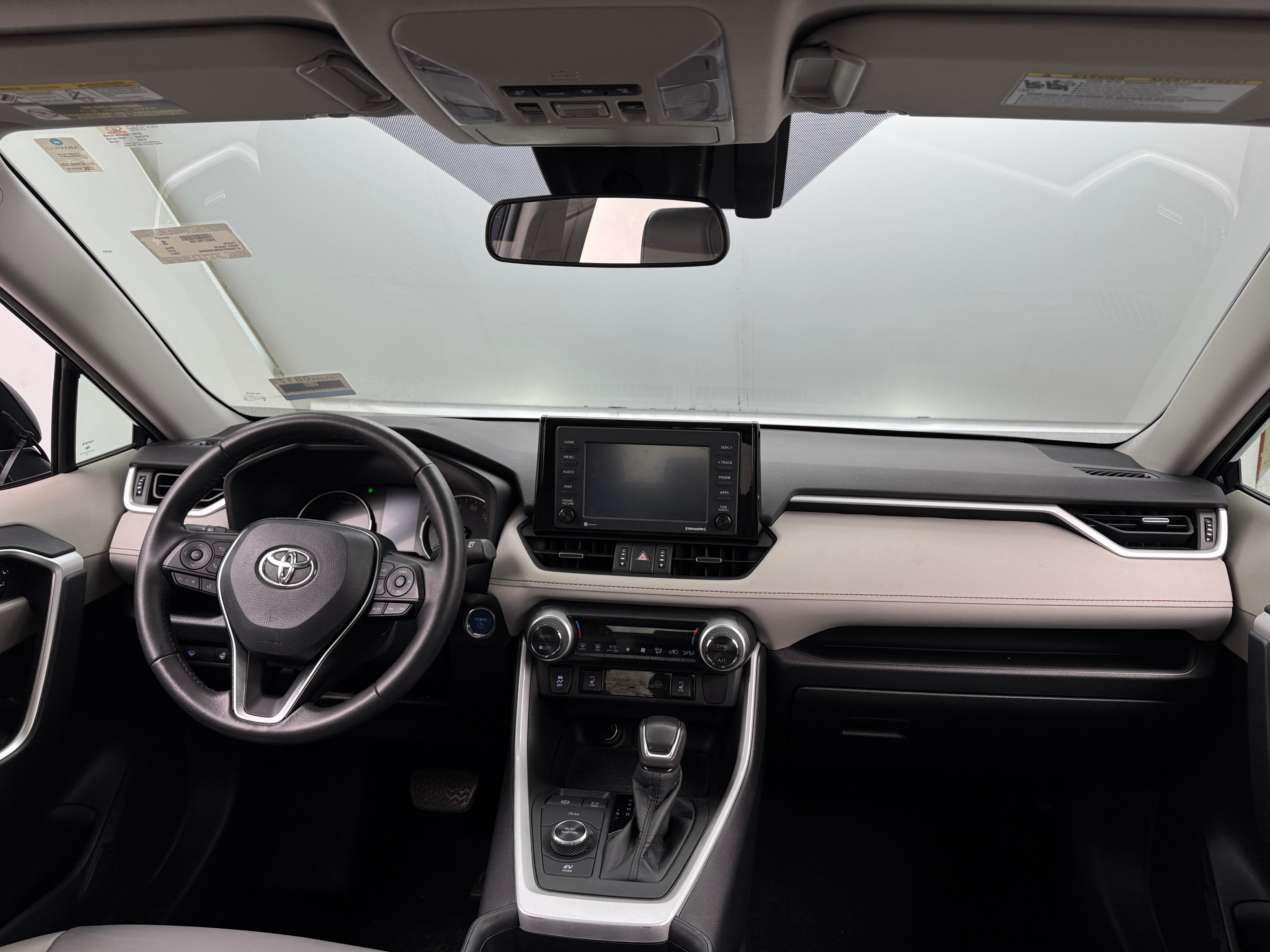 2021 Toyota RAV4 XLE Premium 2