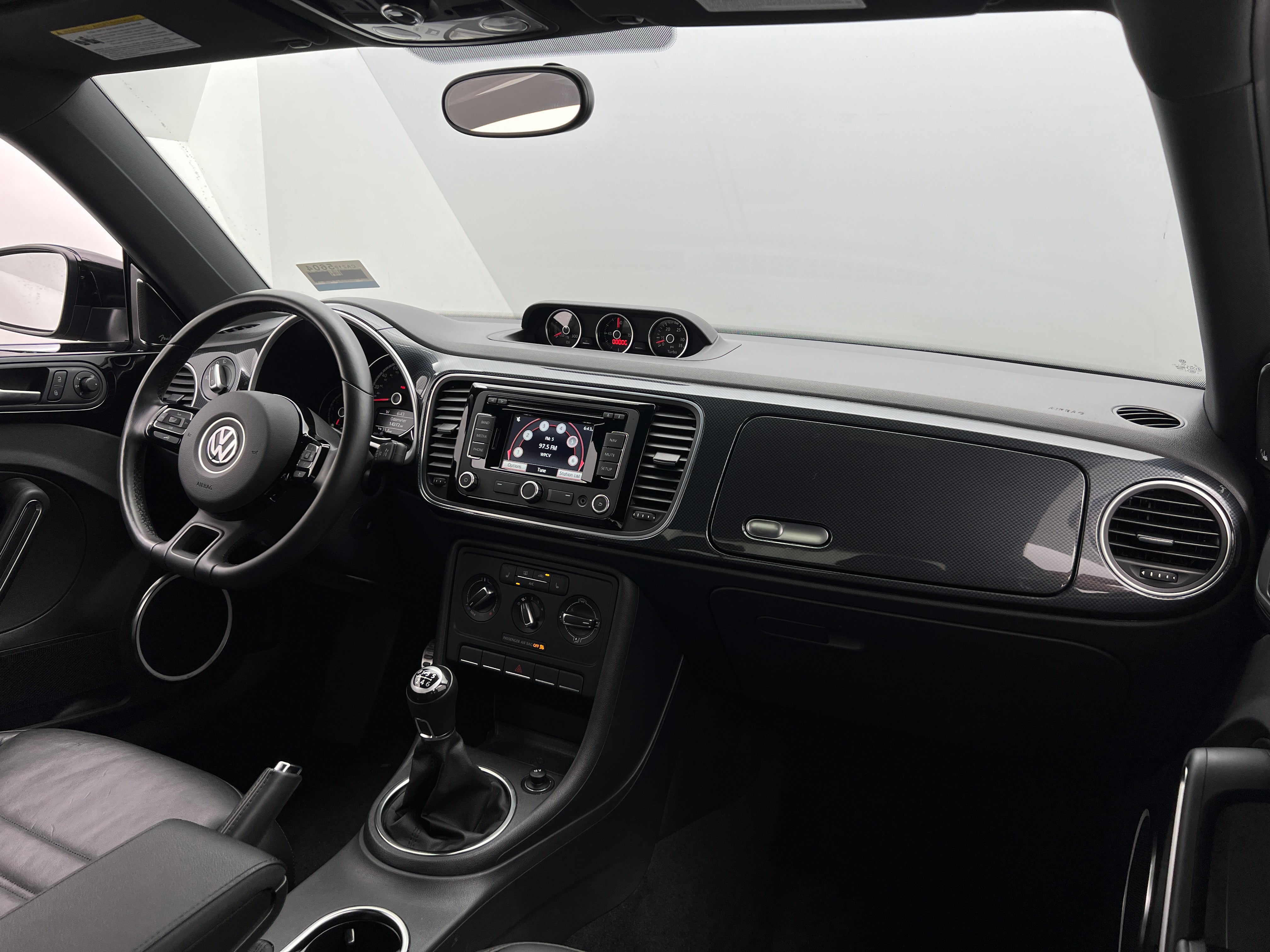 2013 Volkswagen Beetle  3