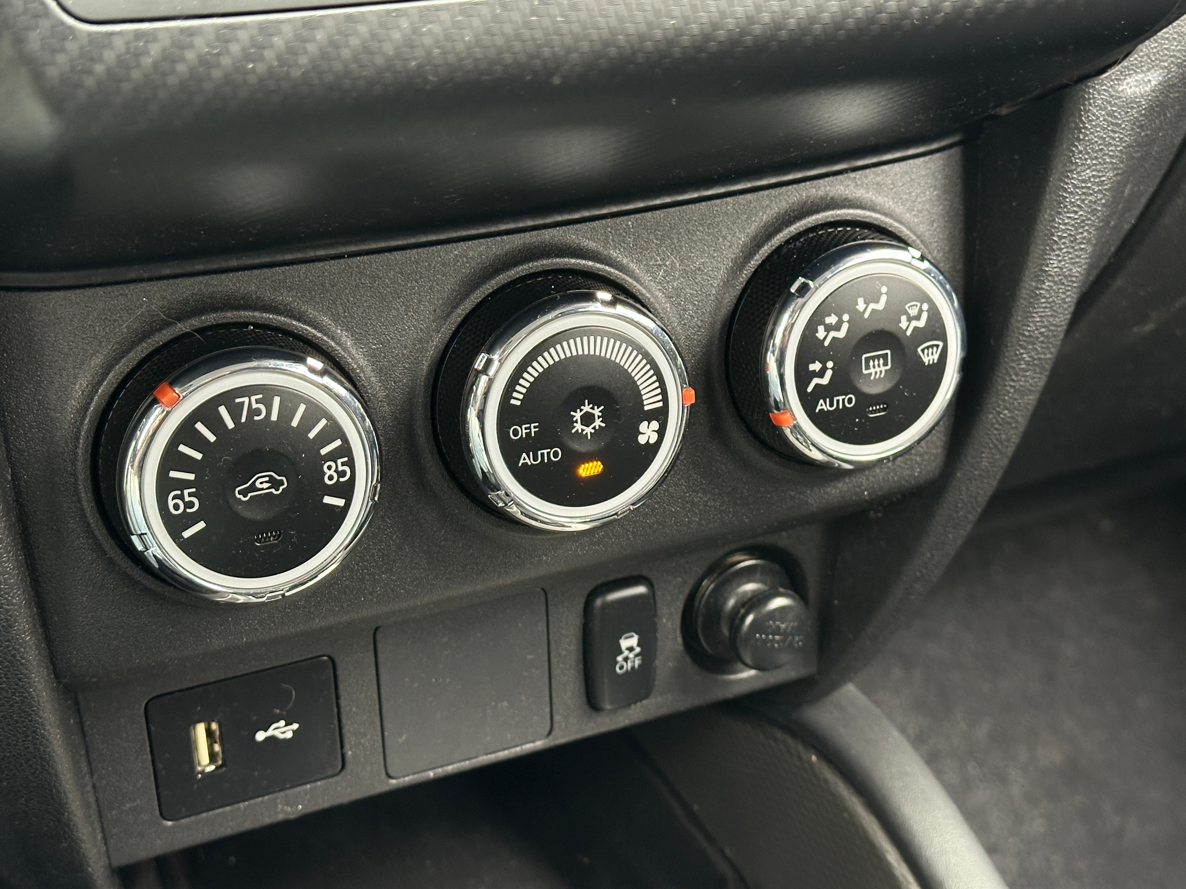 2019 Mitsubishi Outlander Sport ES 4