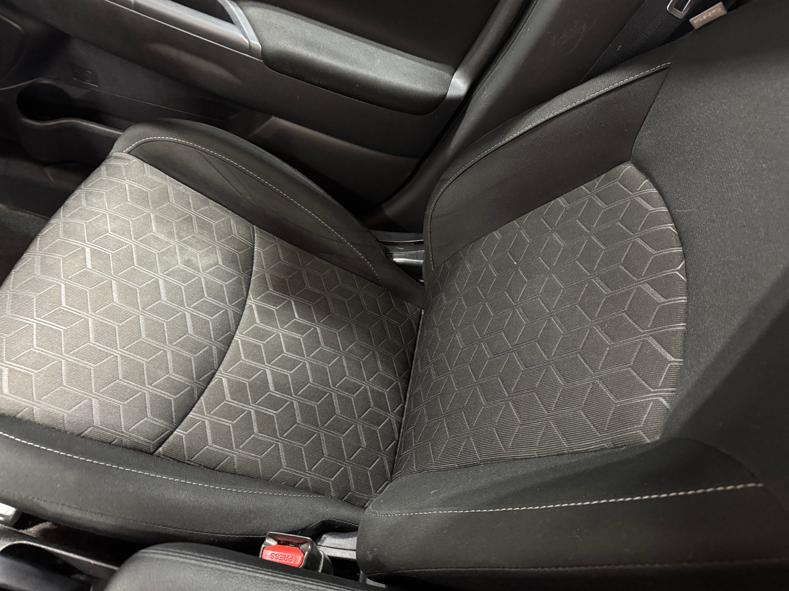 Thumbnail: 2020 Mitsubishi Outlander Sport - 2