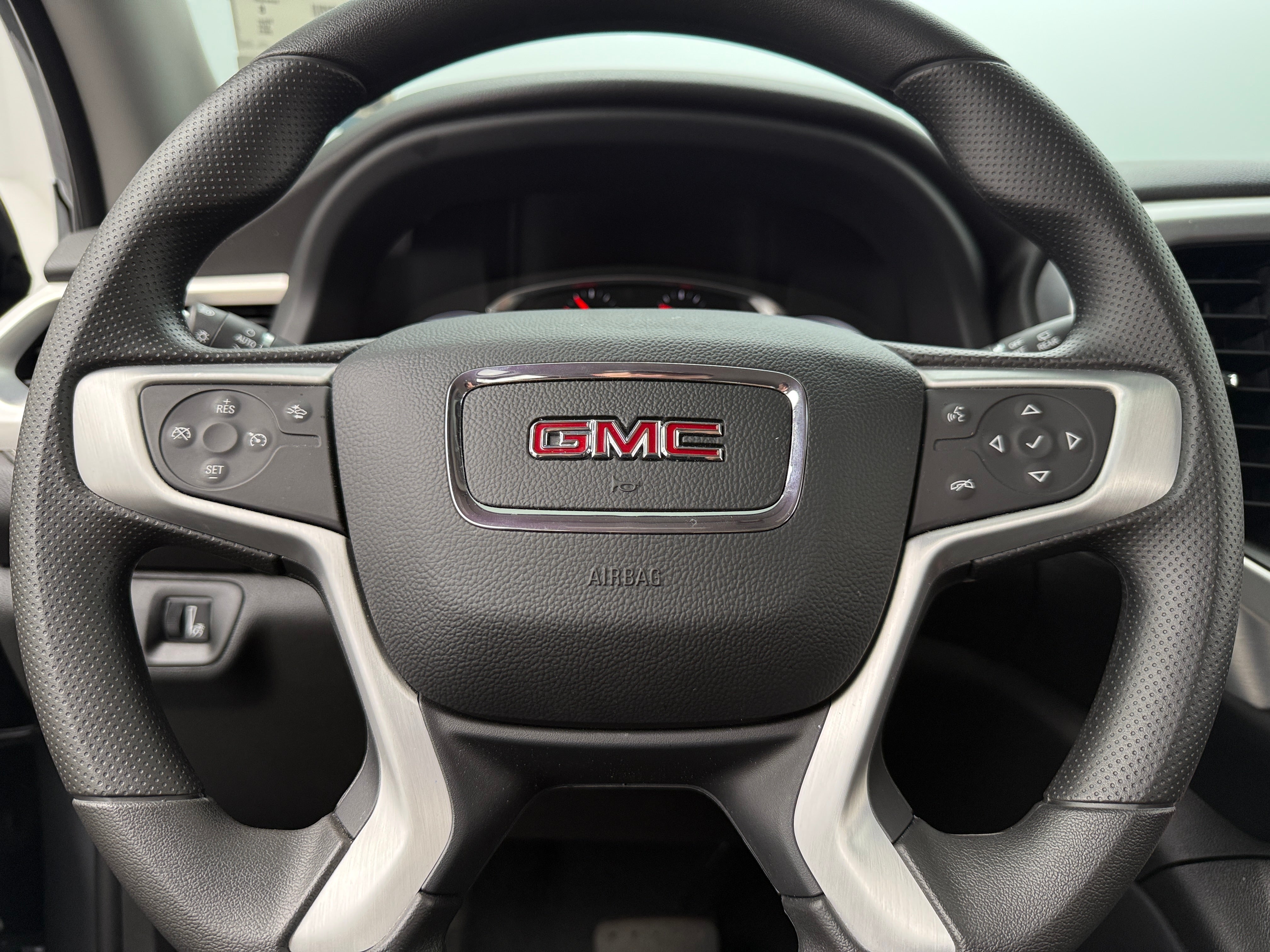 2023 GMC Acadia SLE 5