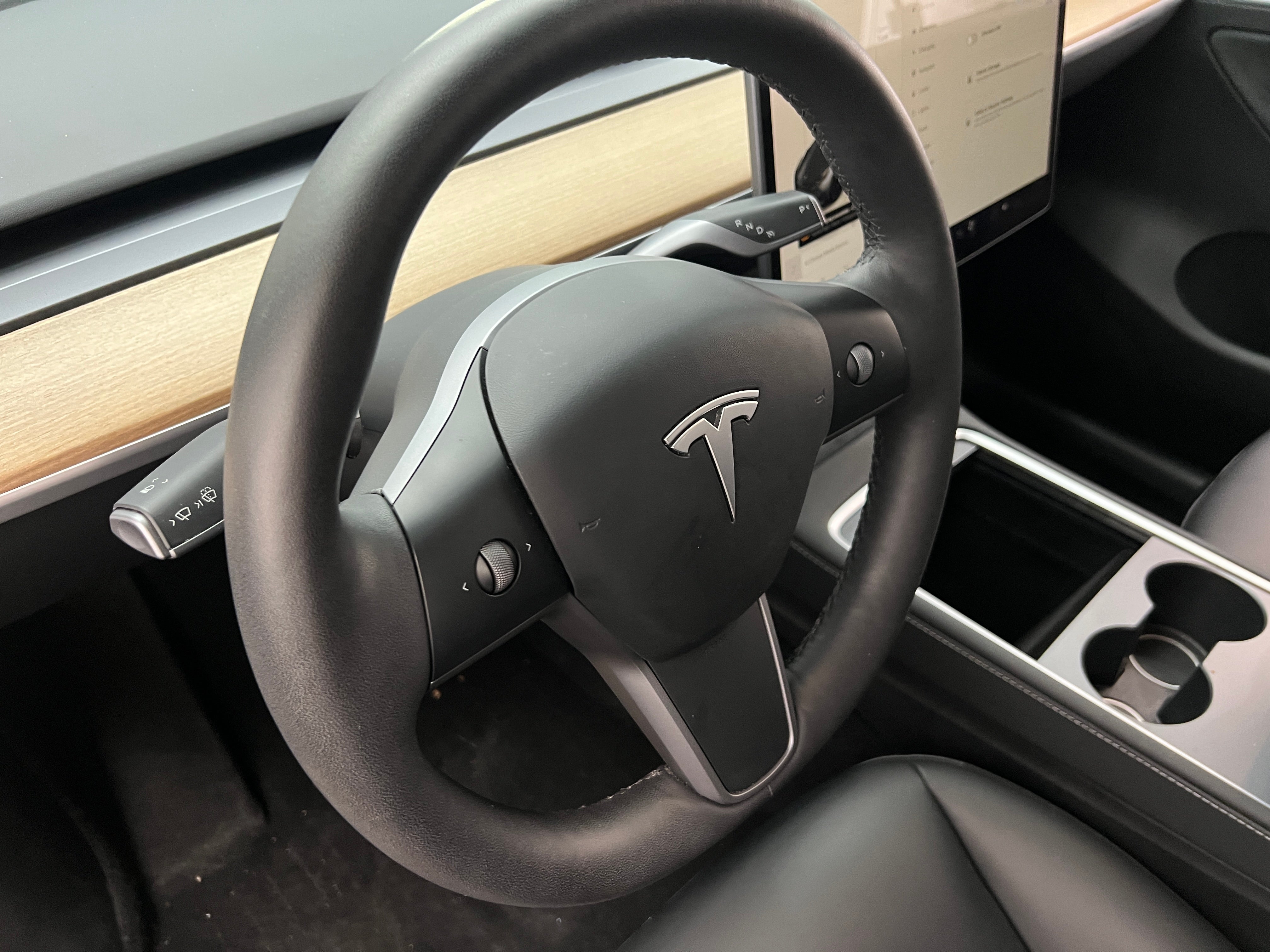 2023 Tesla Model Y Long Range 4