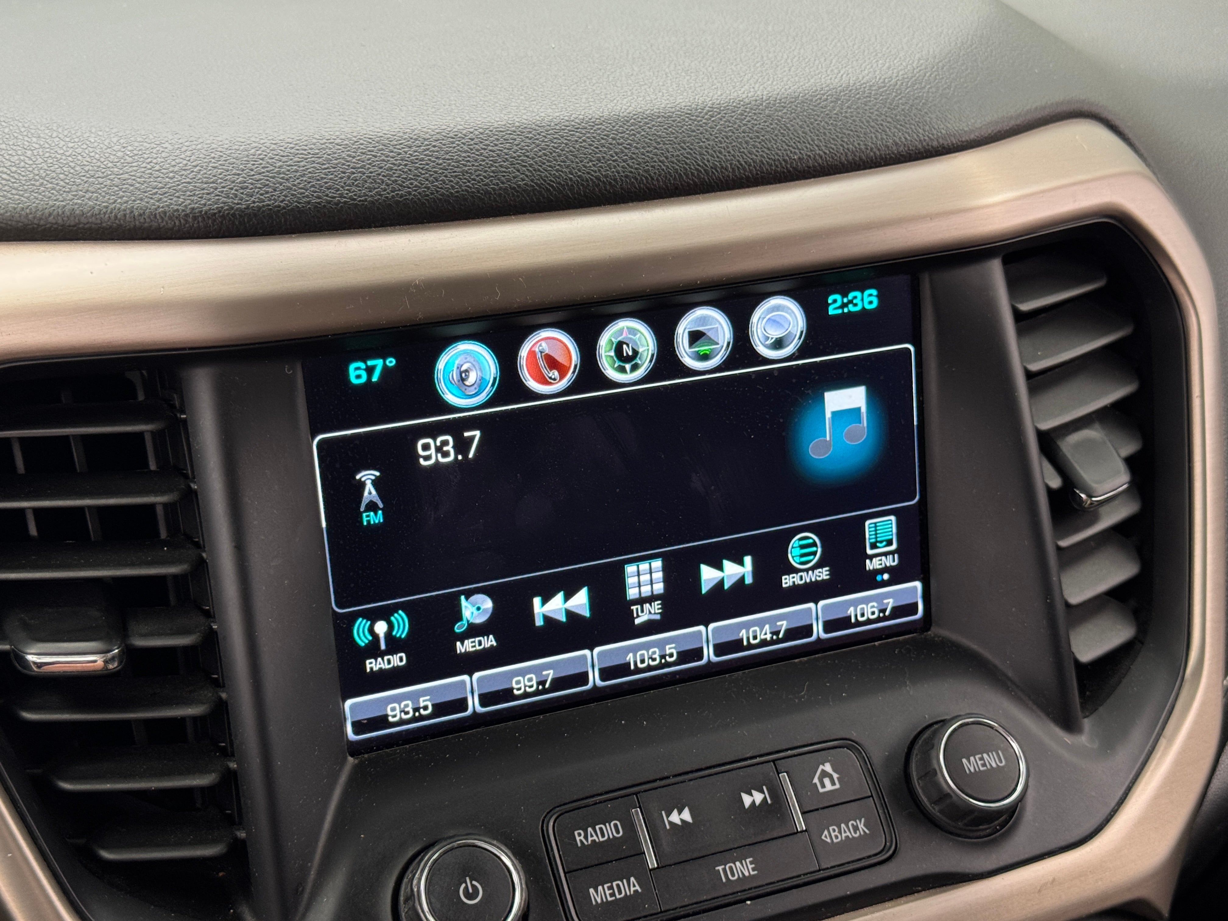 2019 GMC Acadia Denali 3