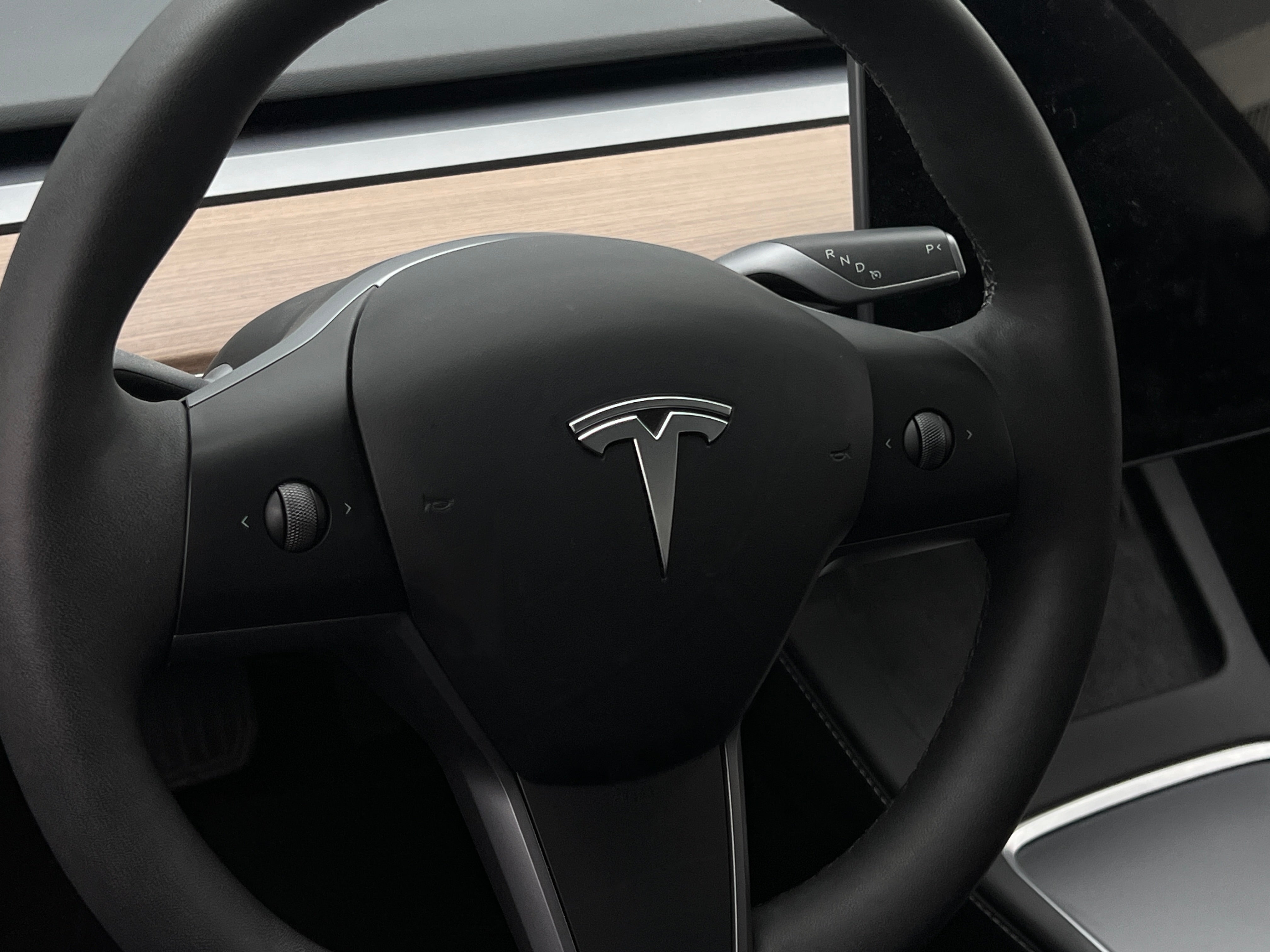 2023 Tesla Model 3 Standard Range 4