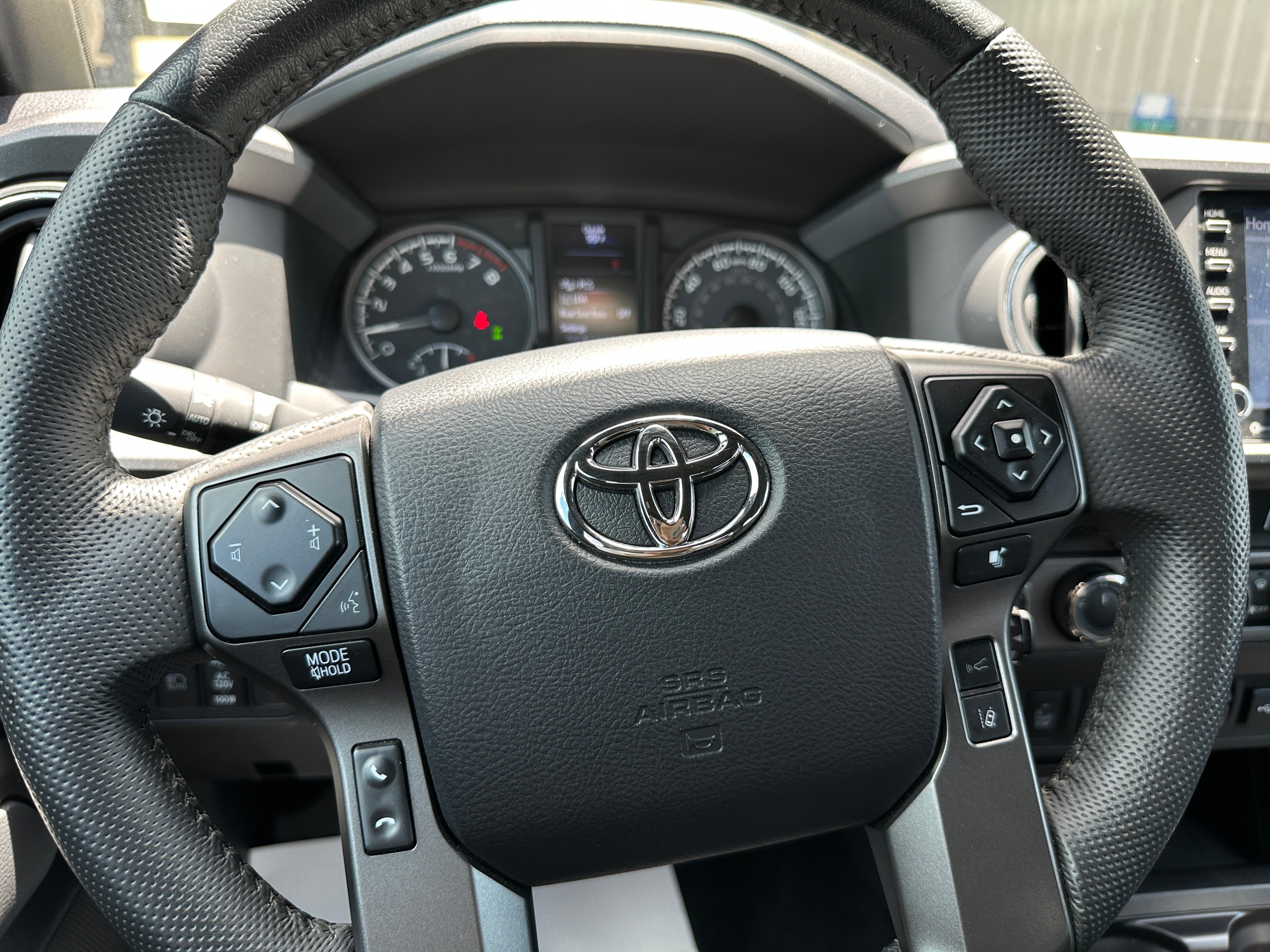 2023 Toyota Tacoma TRD Off-Road 5