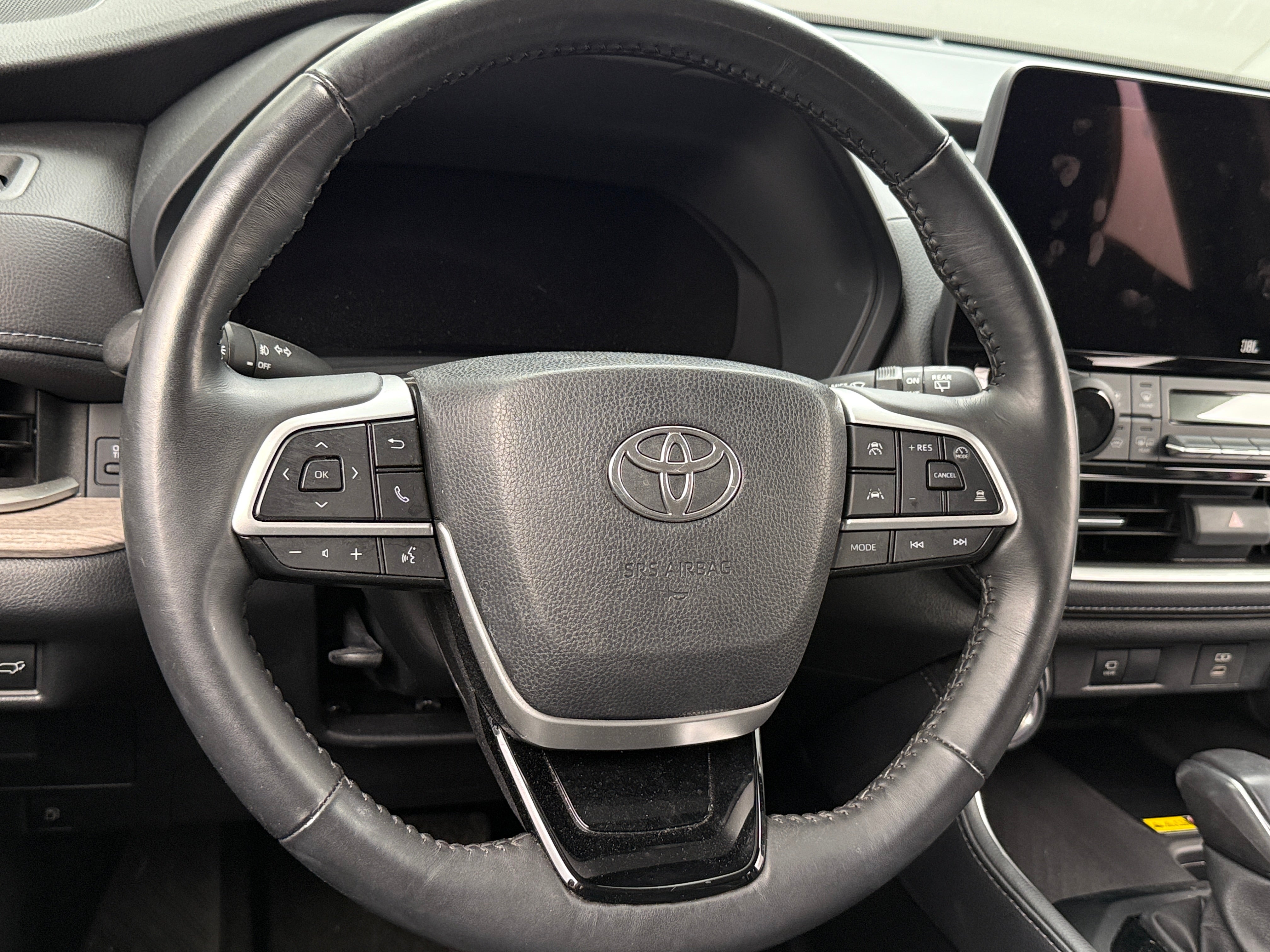 2024 Toyota Grand Highlander Limited 4