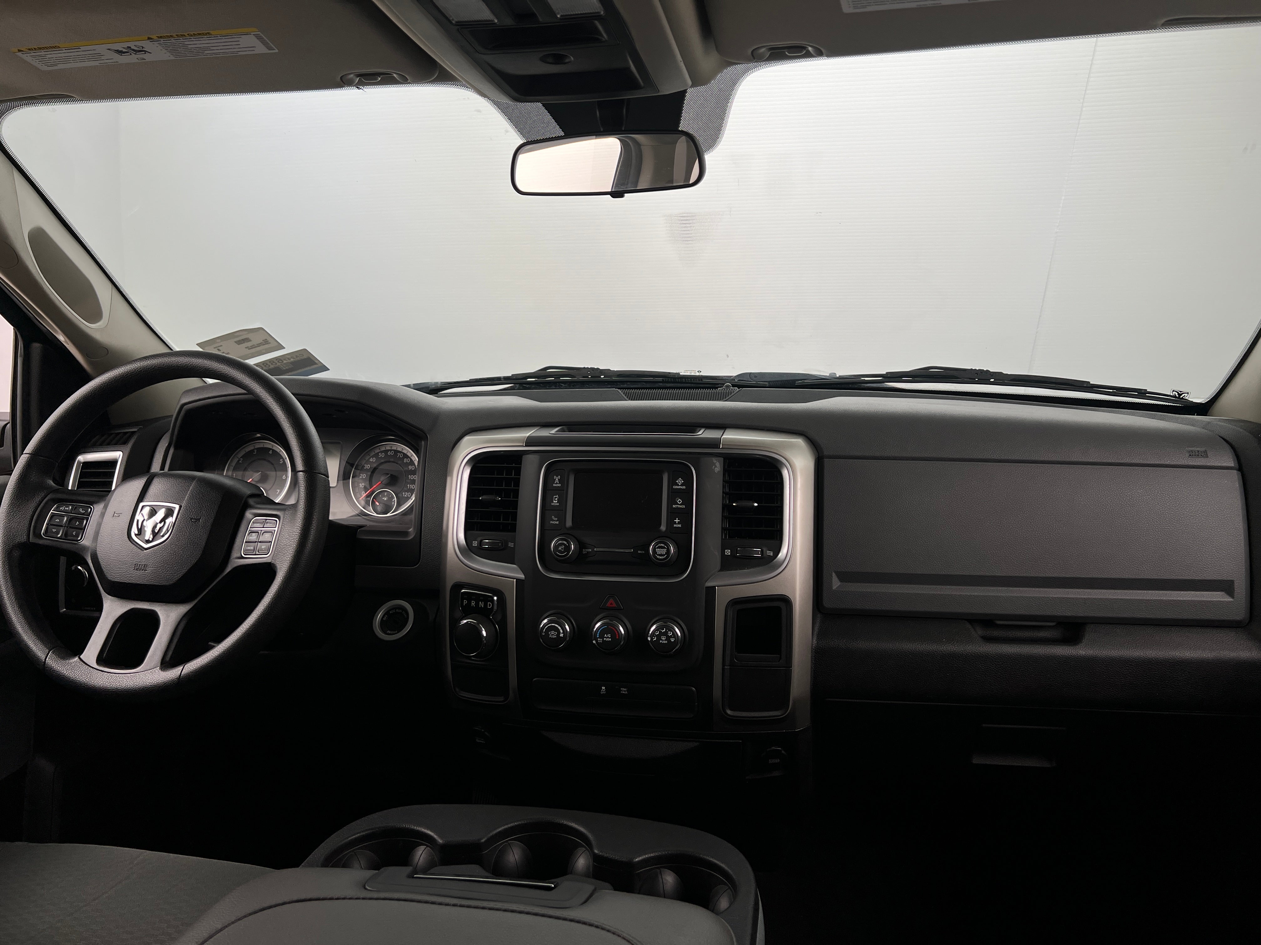 2019 RAM 1500 Classic SLT 3