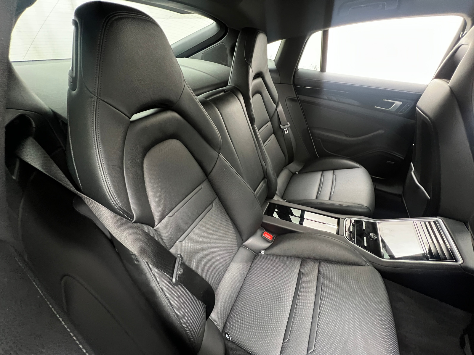 Thumbnail: 2018 Porsche Panamera - 5