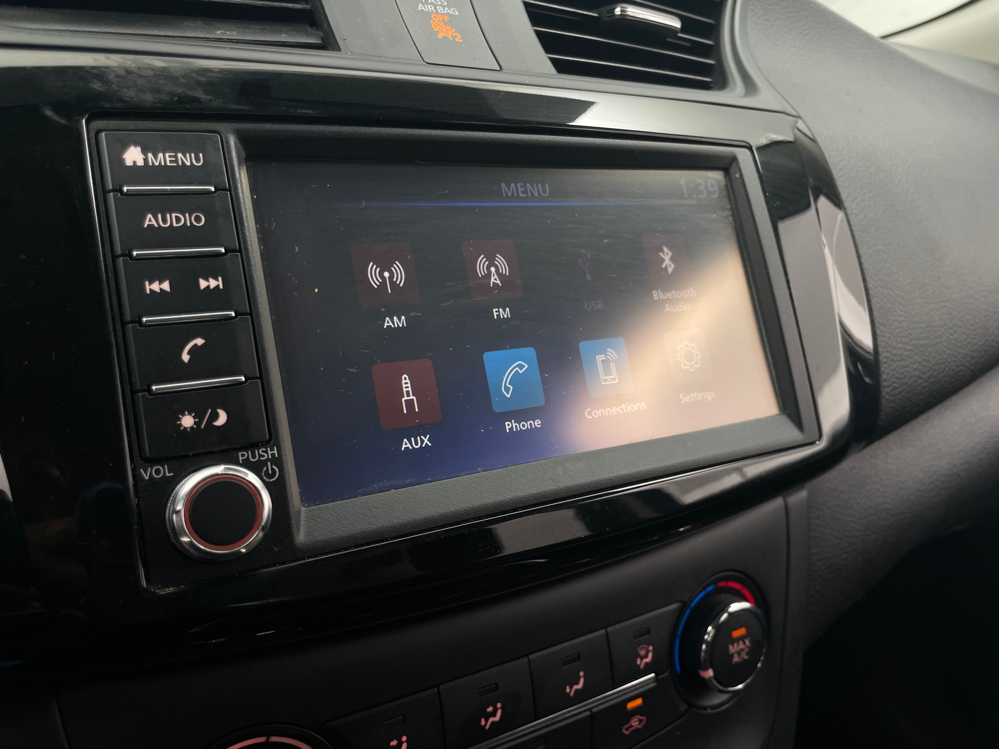 2019 Nissan Sentra S 4