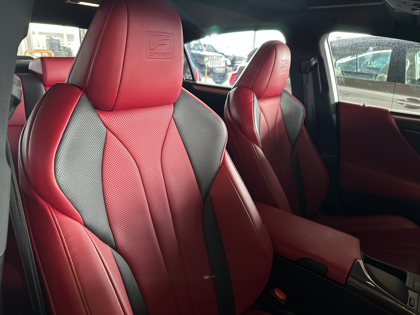 Thumbnail: 2019 Lexus ES - 2