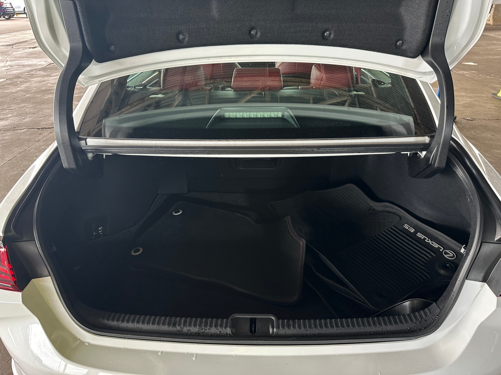 Thumbnail: 2019 Lexus ES - 7