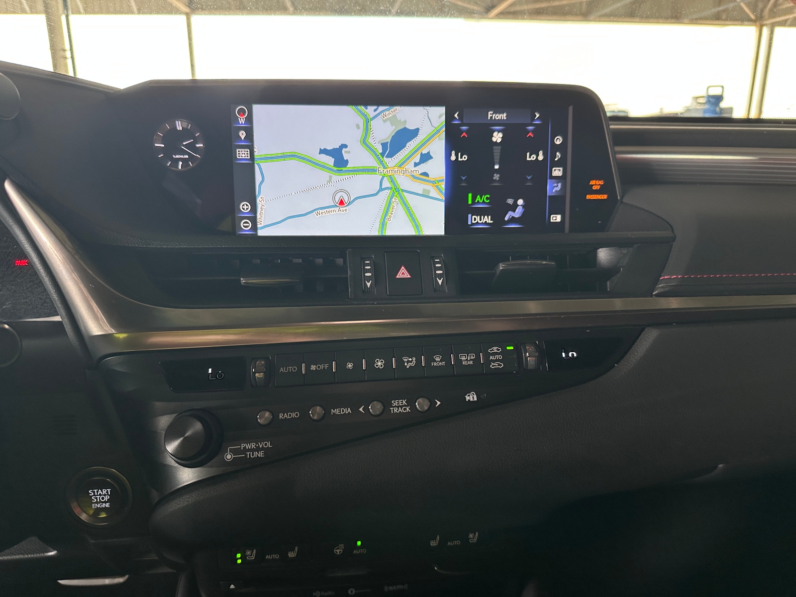 Thumbnail: 2019 Lexus ES - 4